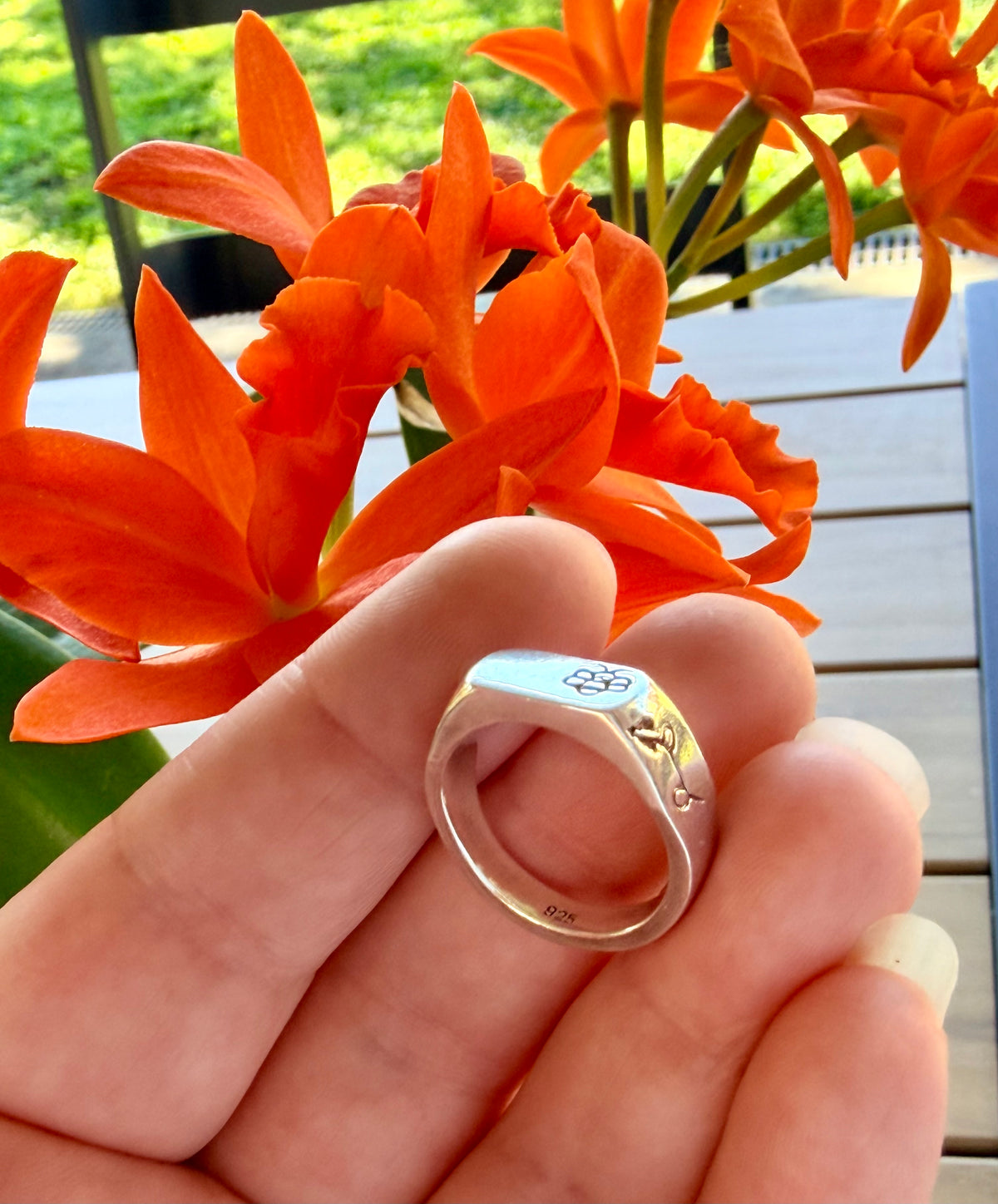 Bee The Flower Sterling Silver Signet Ring