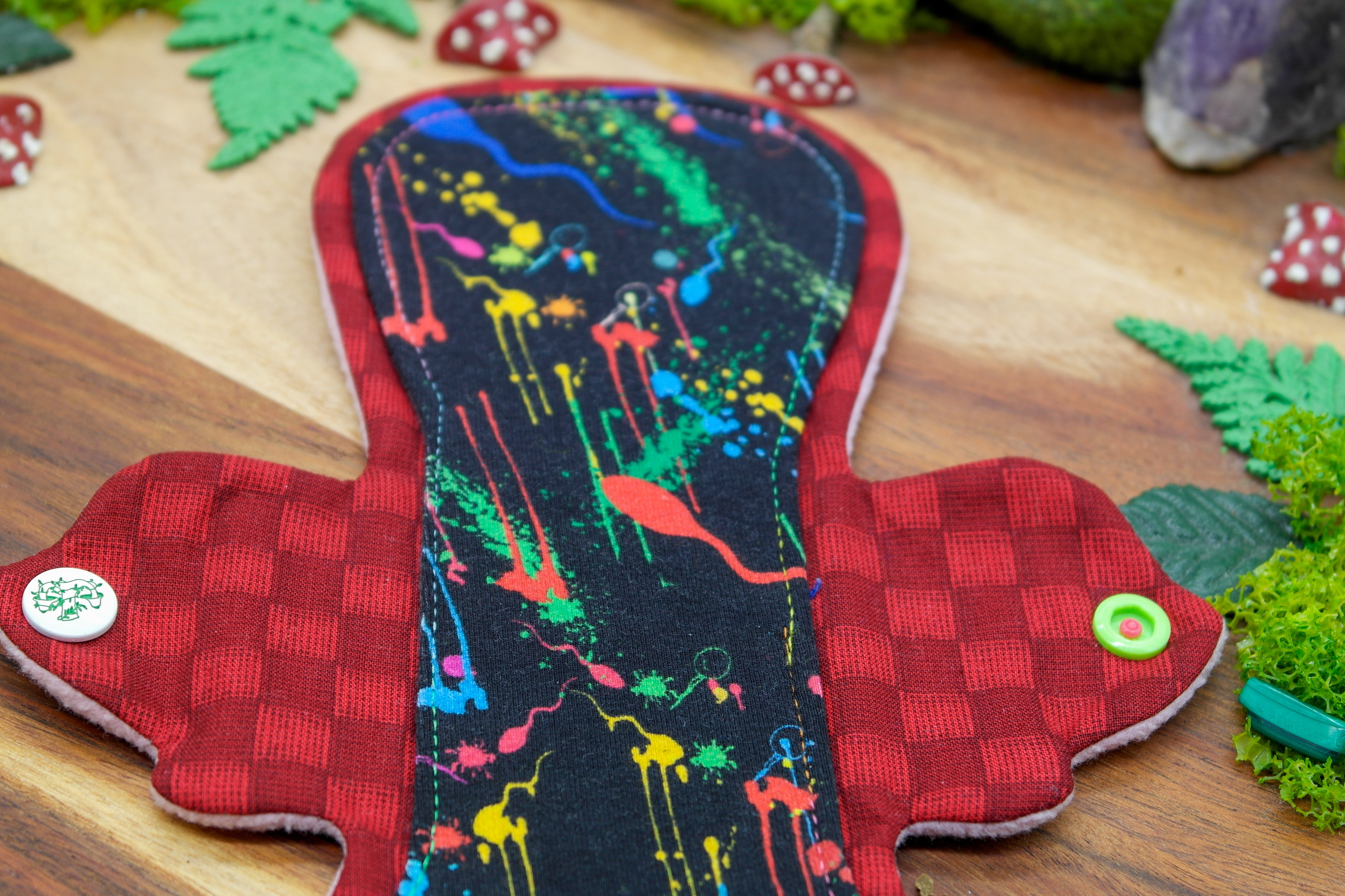 eco-conscious Reusable cloth pad 10" Moderate (Flutter) - 24hrs