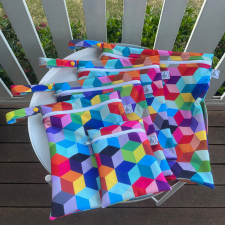 READY MADE Water-resistant wet bags - Geometric Cubes (Creative Monsoon)