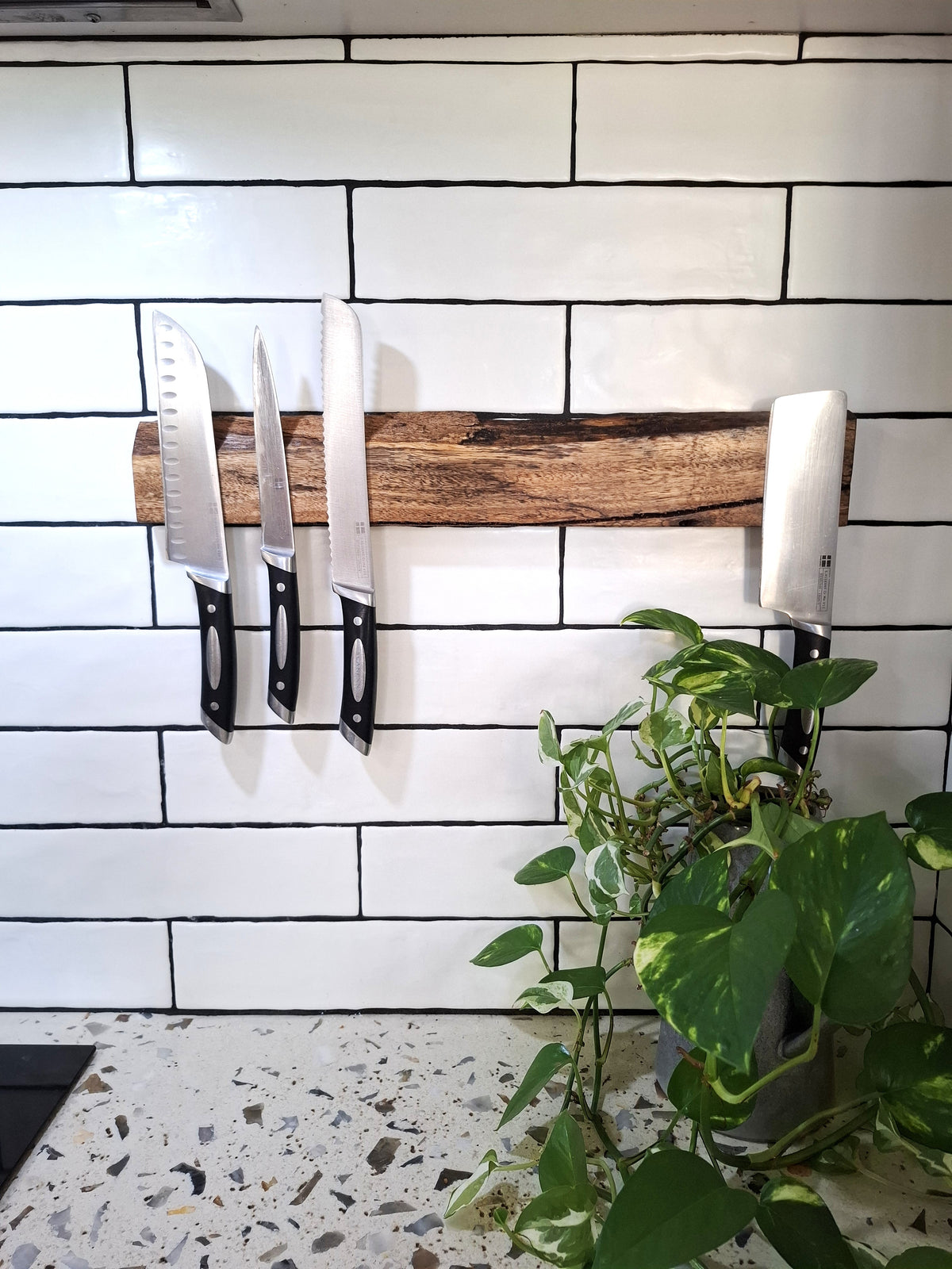 Handmade Wooden Magnetic Knife Holder: Wall-Mounted Kitchen Rack