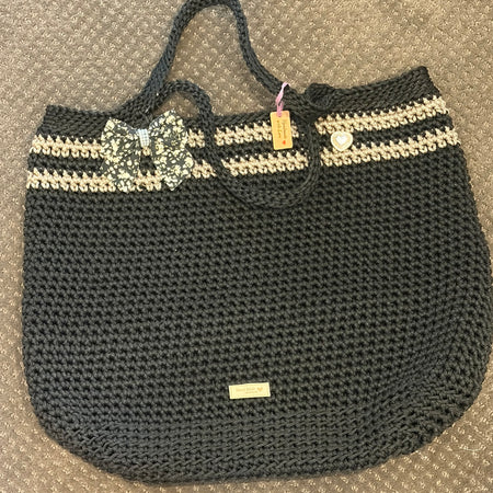 No 12 Extra Large Tote Black & Taupe