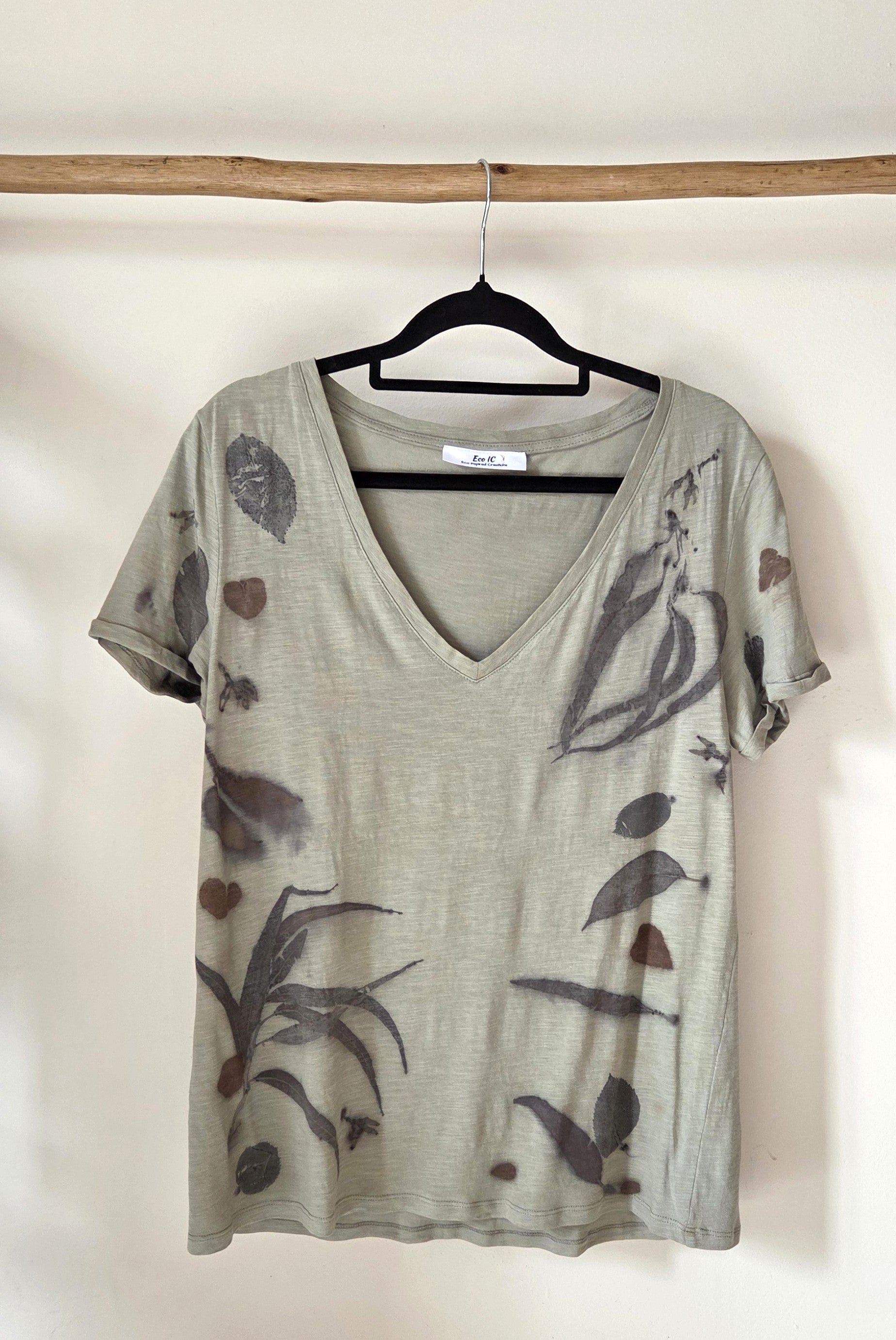 Size 10 - Botanical Tee (102)
