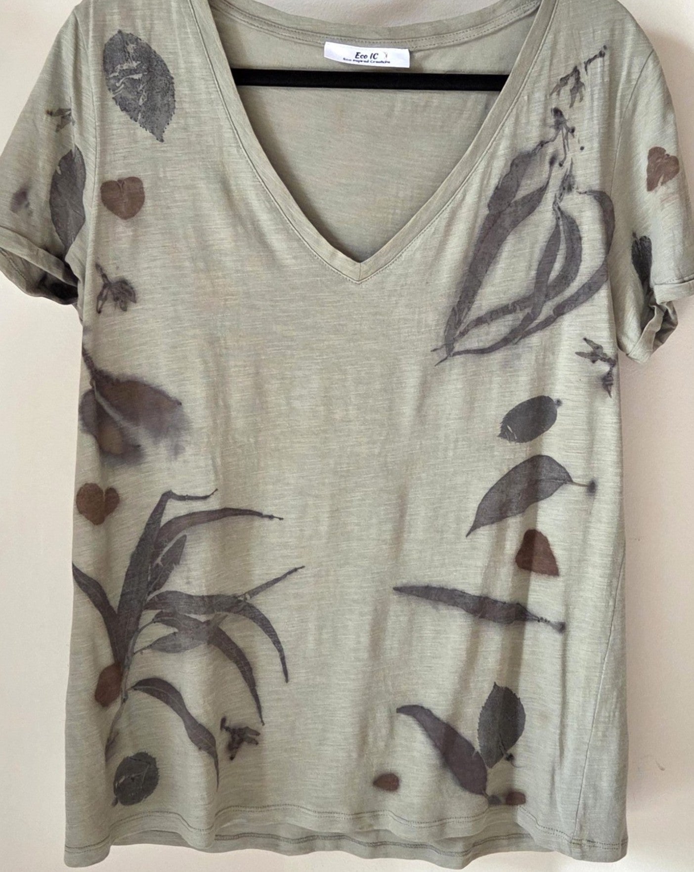 Size 10 - Botanical Tee (102)