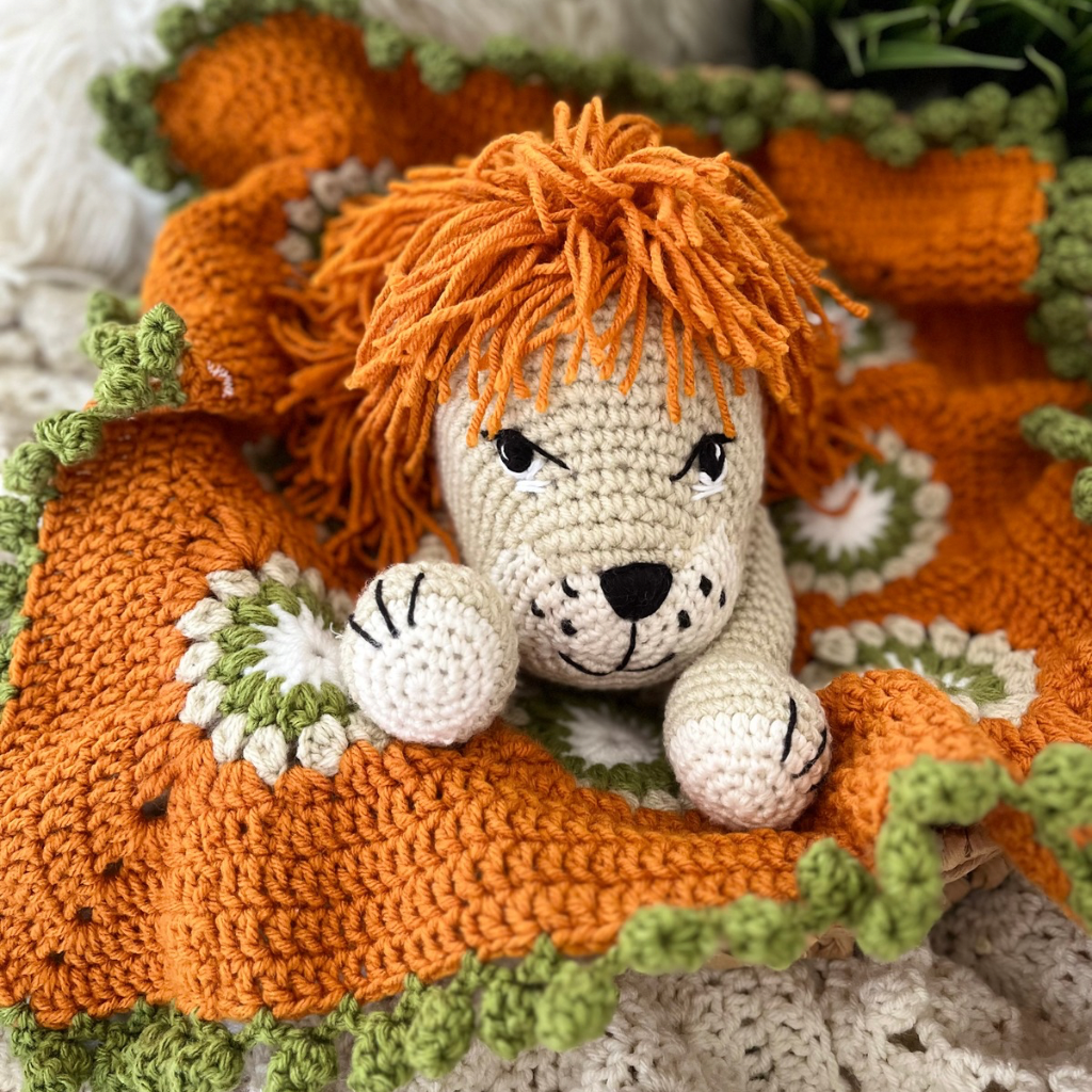 Crochet Lion Snuggle Blanket, Crochet Lion Lovey Blanket 50cms