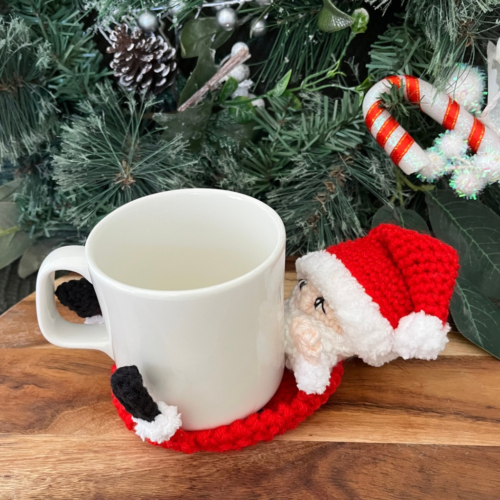 Crochet Christmas Santa Grinch Flip Up Cup Coasters Gift Pack