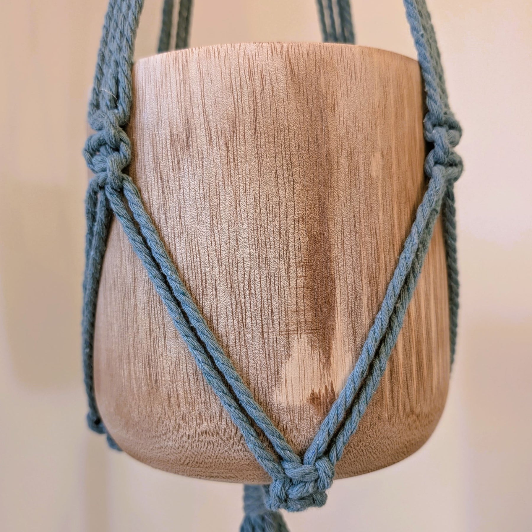 Macrame Plant Hanger - KIRALYNO