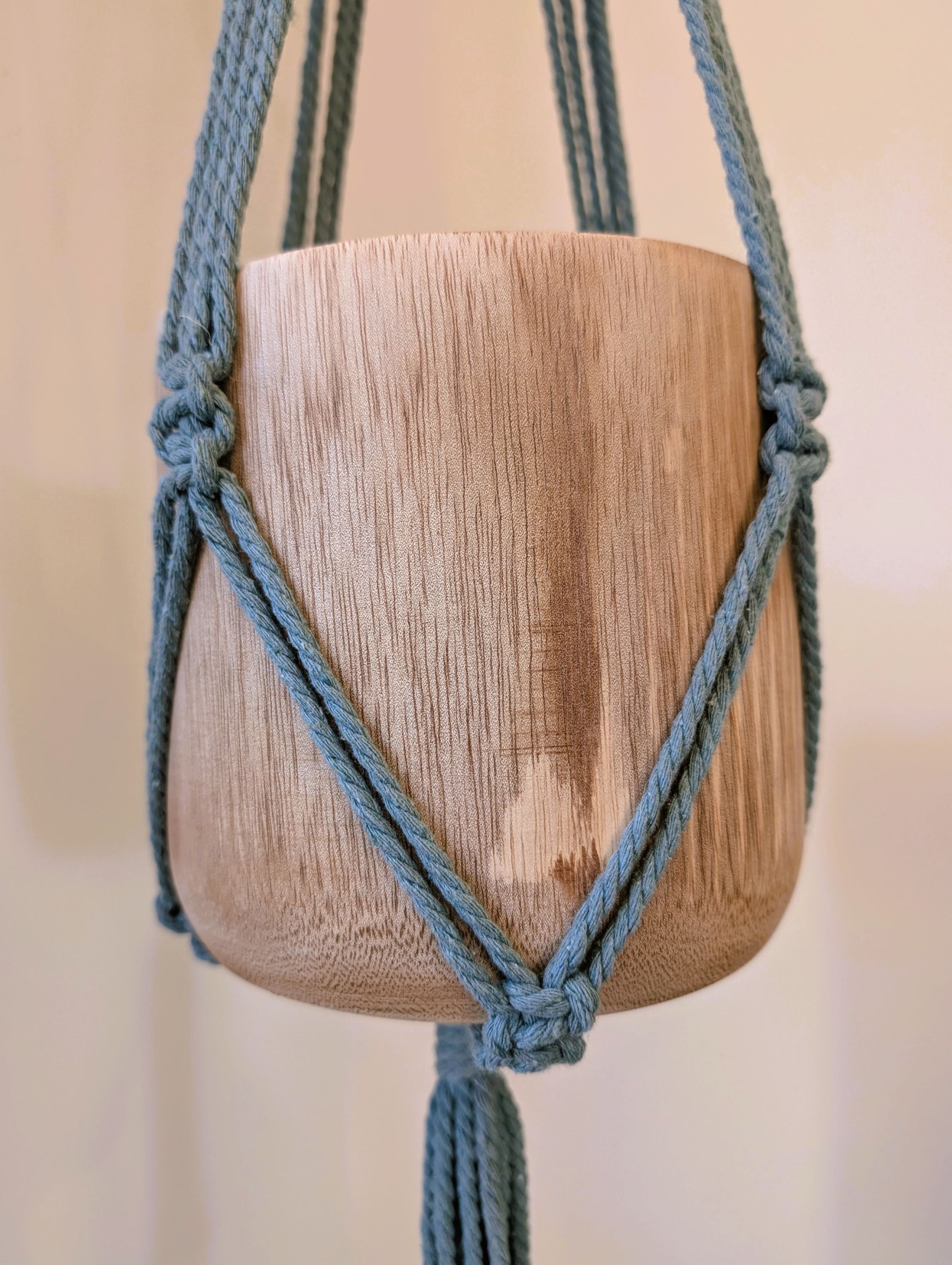 Macrame Plant Hanger - KIRALYNO