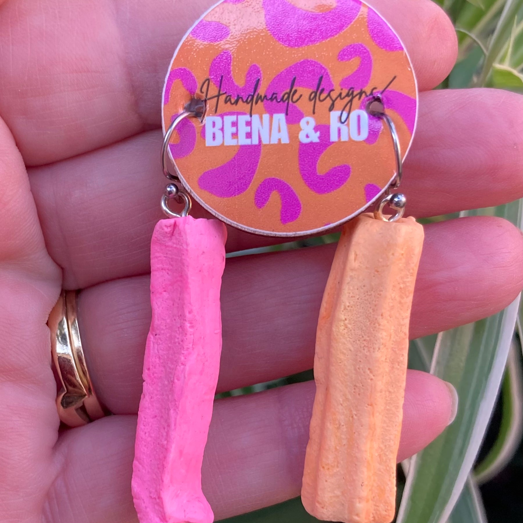 Lolly musk stick earrings
