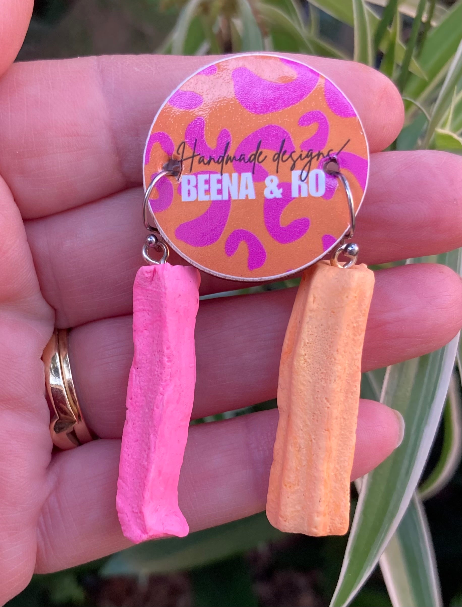 Lolly musk stick earrings