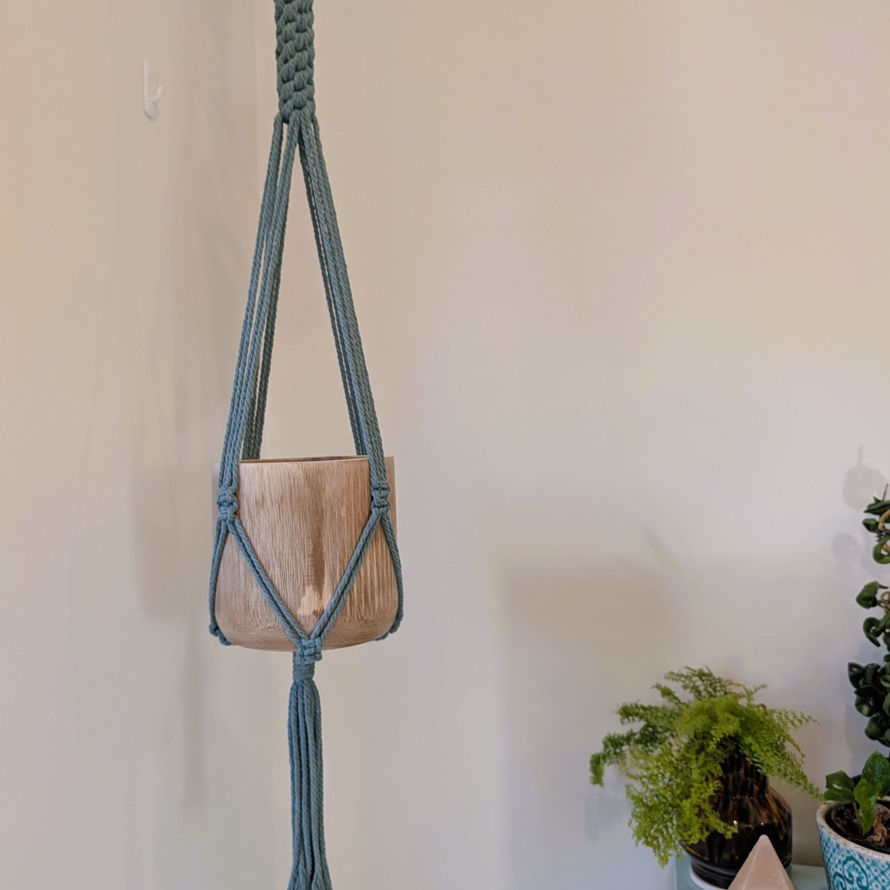 Macrame Plant Hanger - KIRALYNO