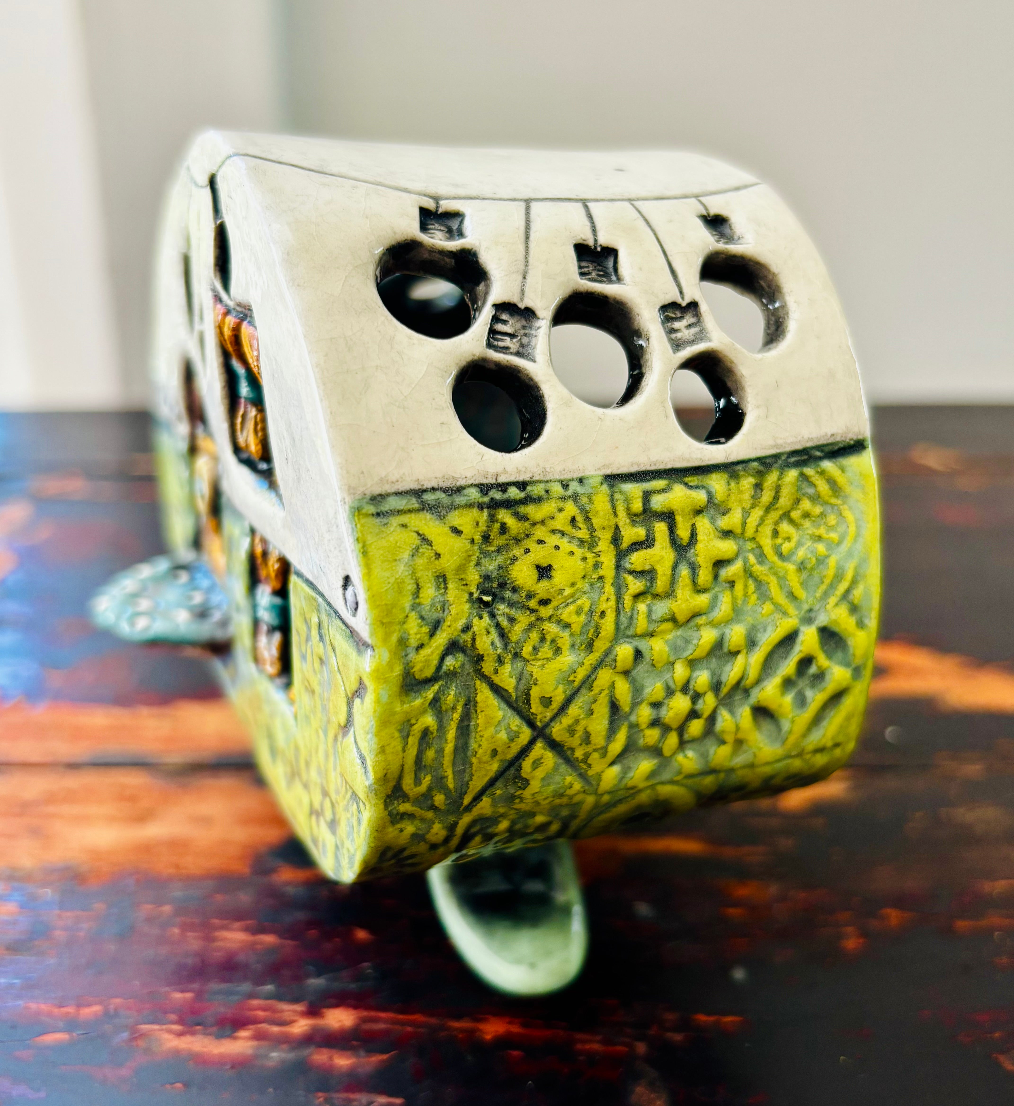 Handmade Ceramic Caravan Tea Light Lantern (Green)