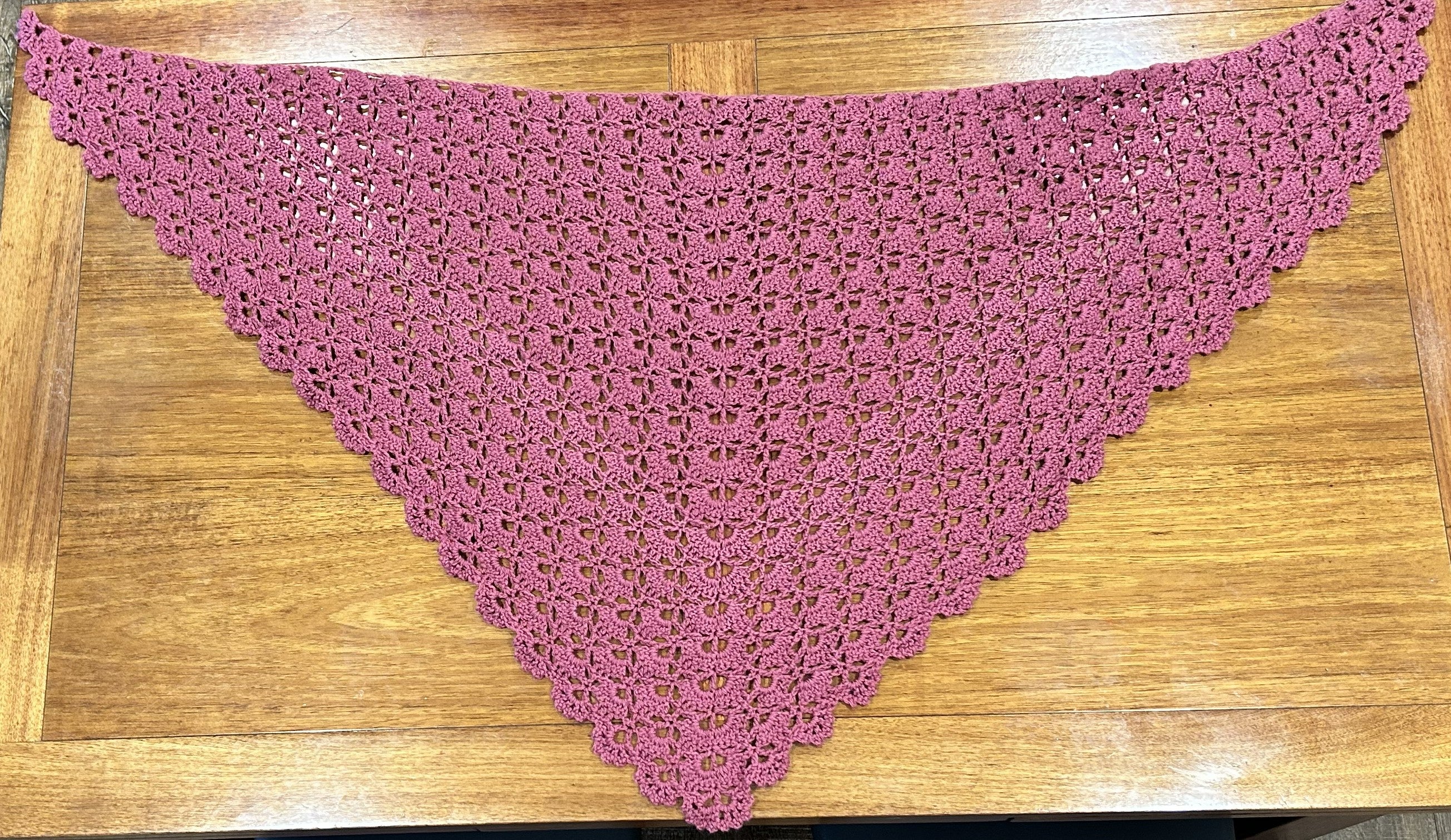 Elegant Shawl Rose Pink Crochet