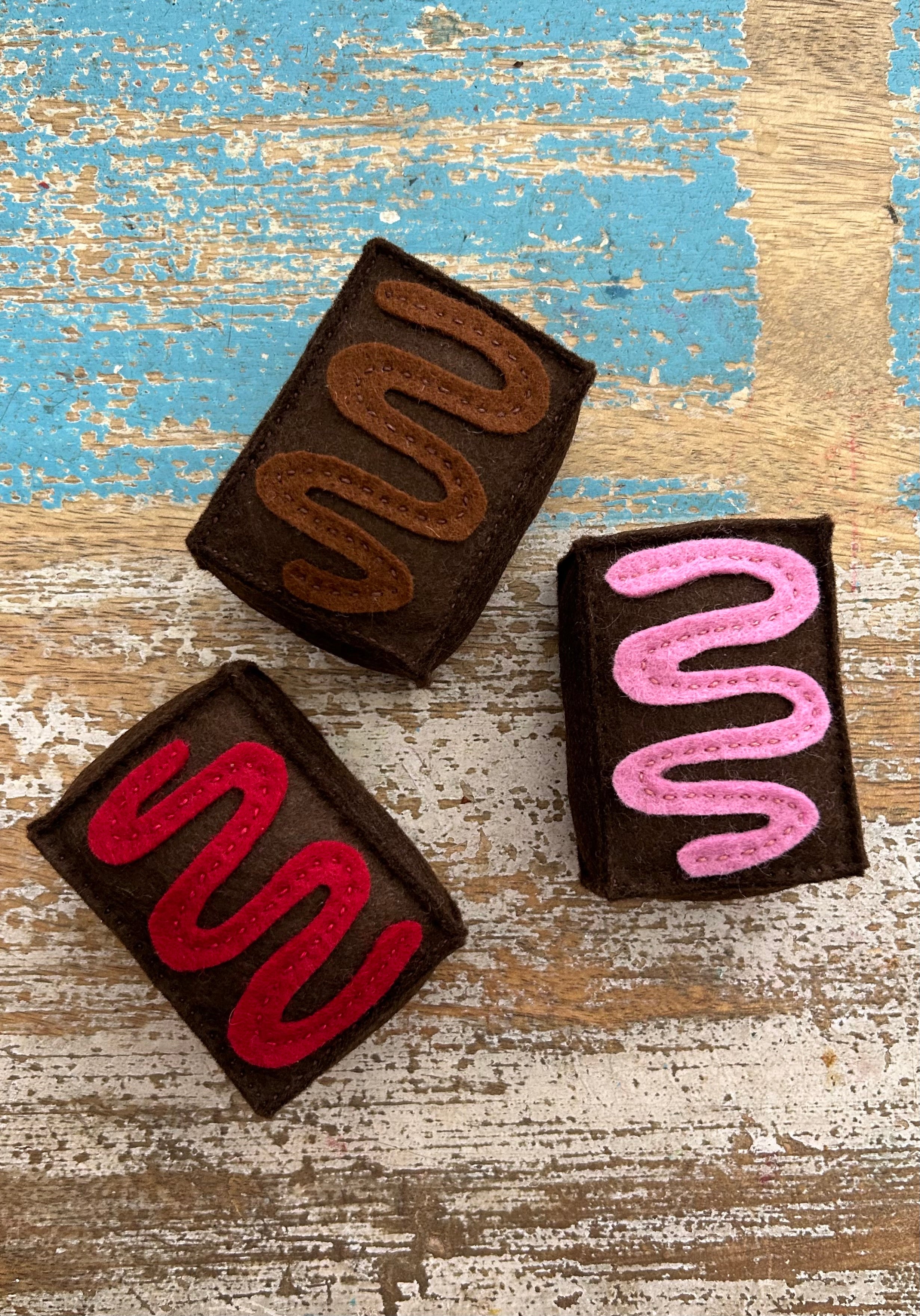 felt play food brownie, pretend play, play kitchen