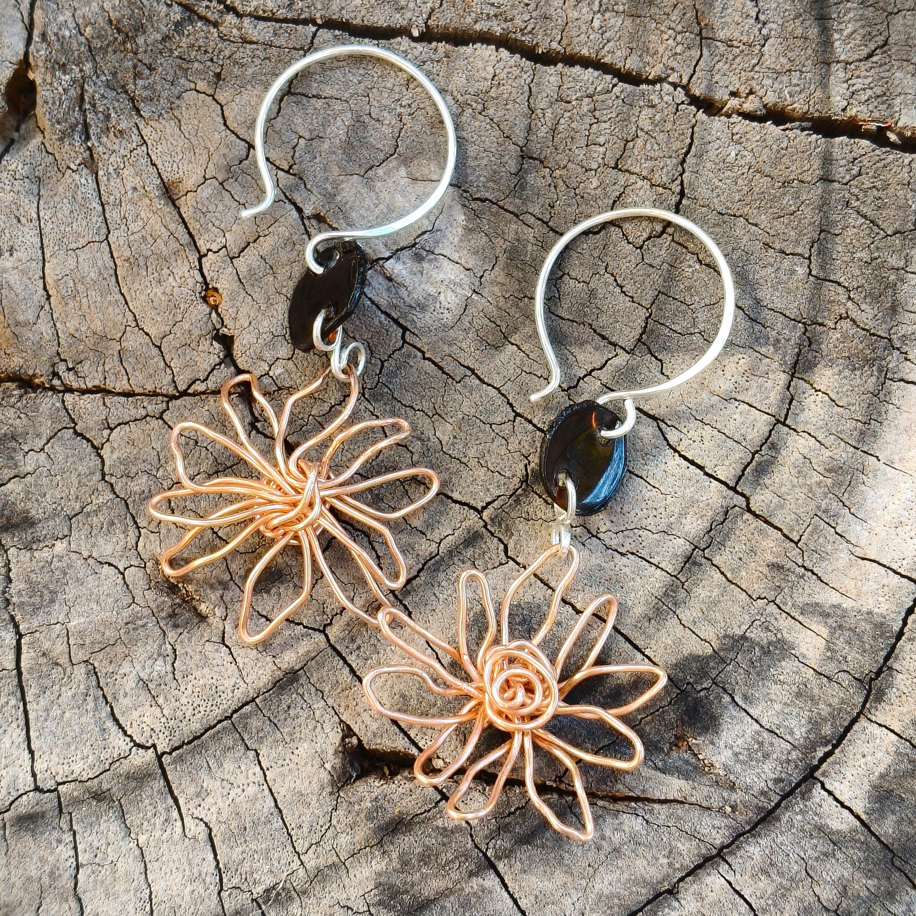 Daisy If I Do - flower earrings