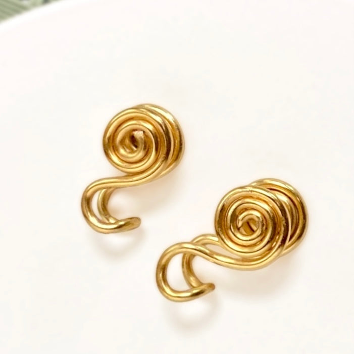 Petite spiral ear cuff | Gold, Silver, Copper or Rose | Clip on