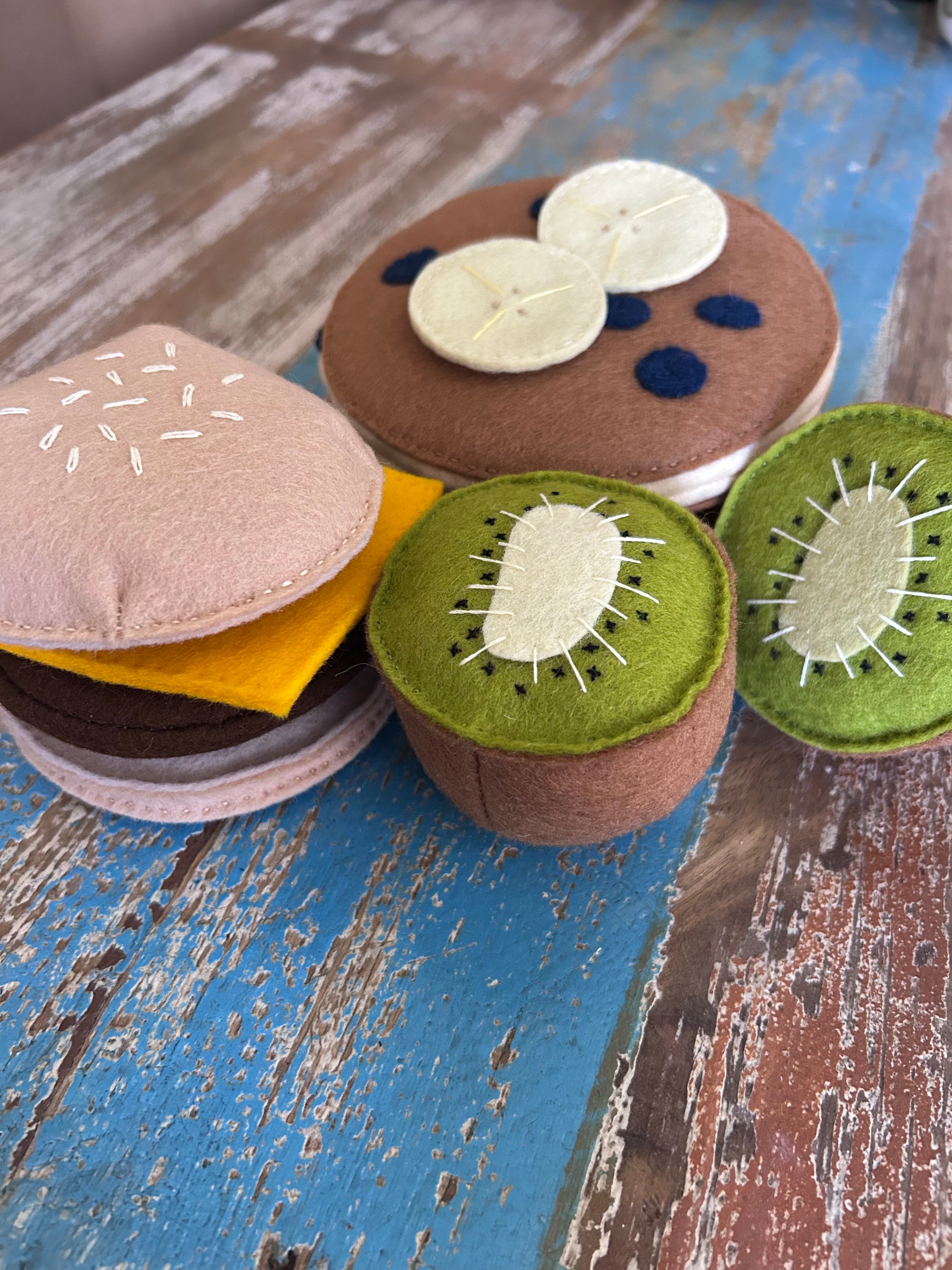 Kiwi fruit, play kitchen, toddler gift