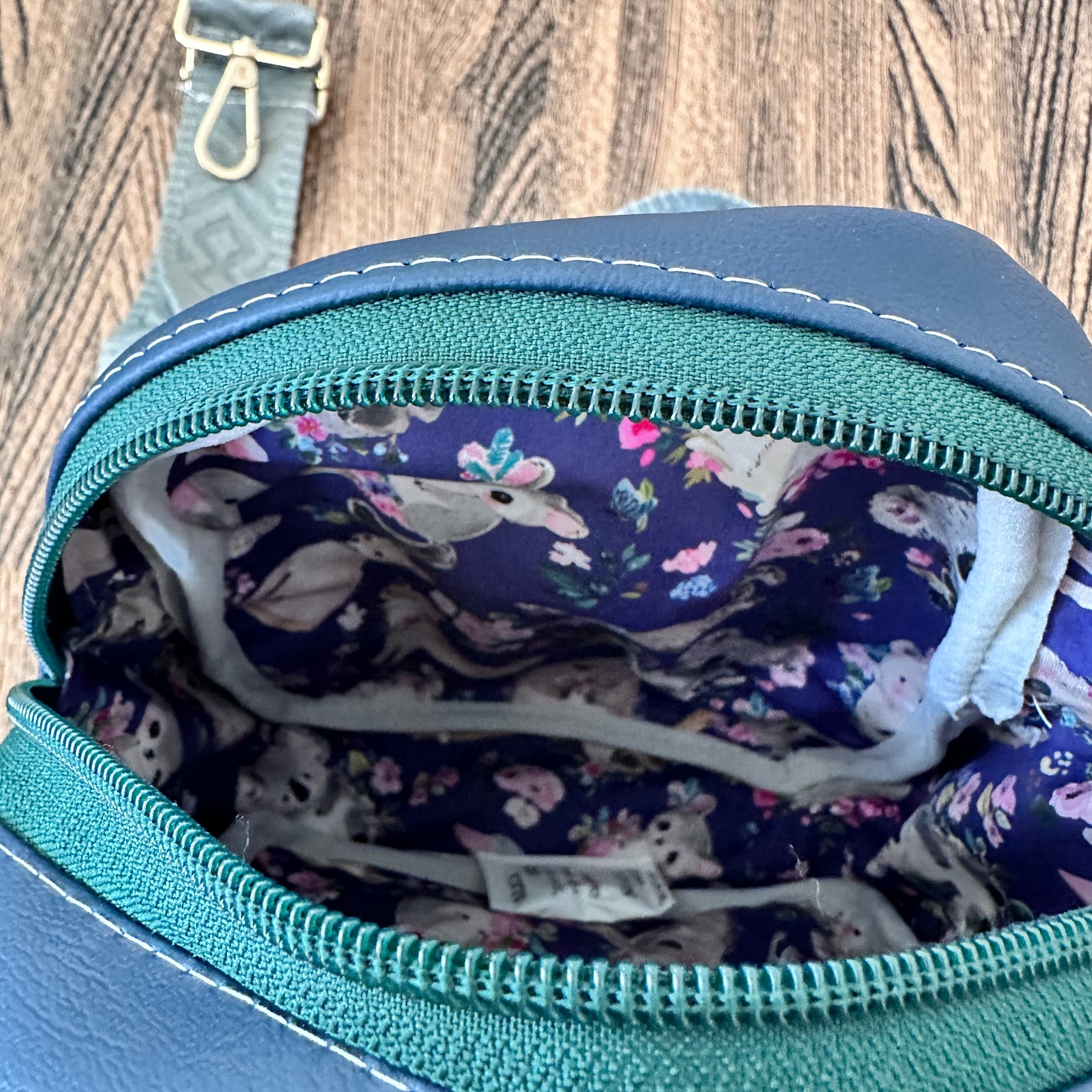 Koala sling bag
