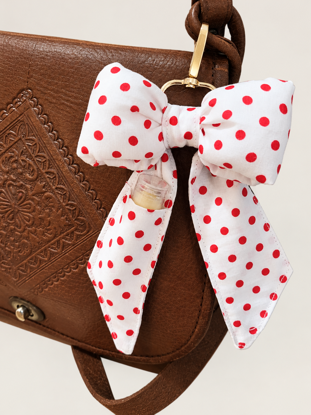 Bow Keyring with pocket