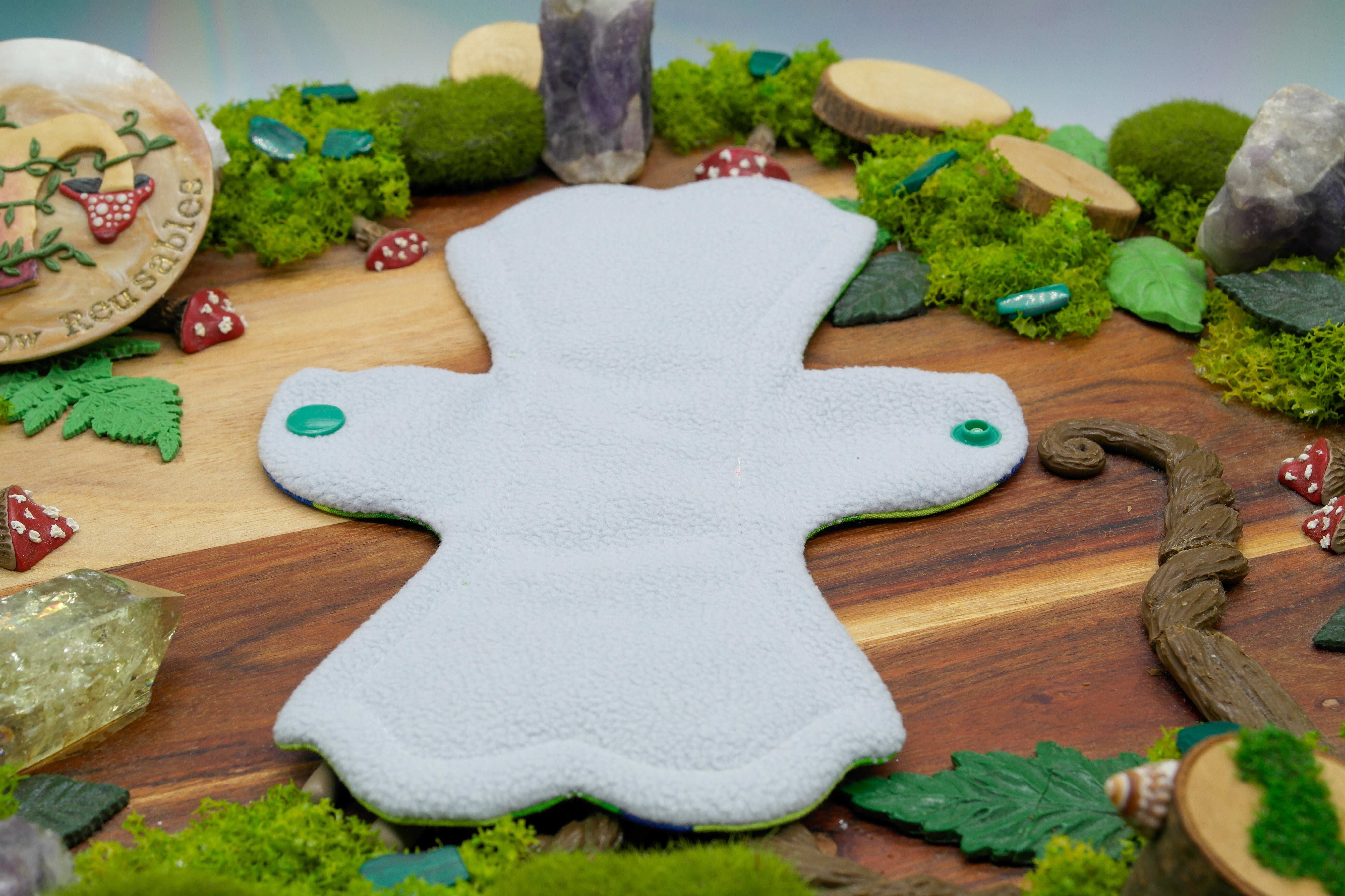 Unique Reusable cloth pad 10" Moderate (LOA) - beam me up