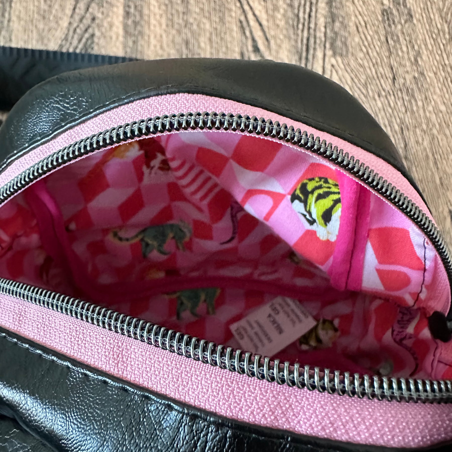 Cat sling bag