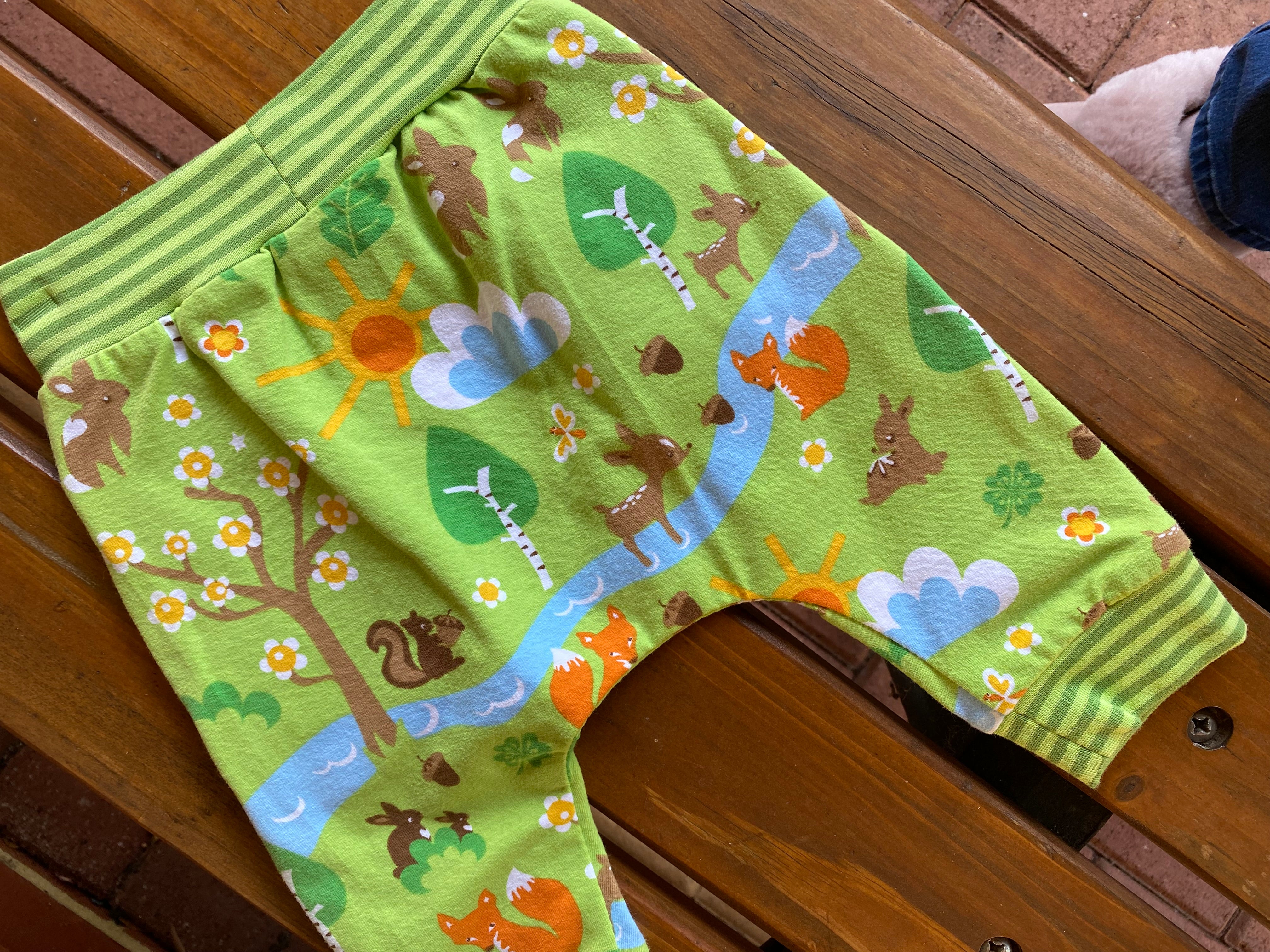 Green Woodland Print Grunge Pants Size 00