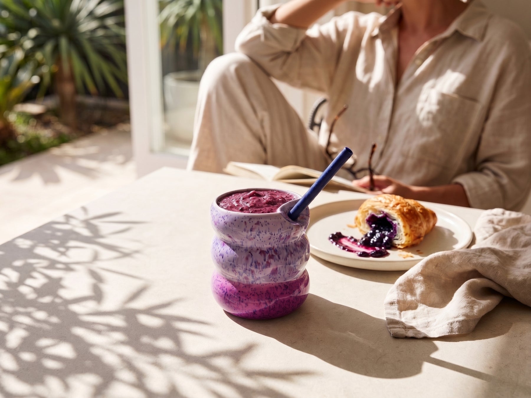 Handcrafted Porcelain Tumbler with Silicon Straw, 600mL Bubble Cup in Blueberry Smoothie Glaze