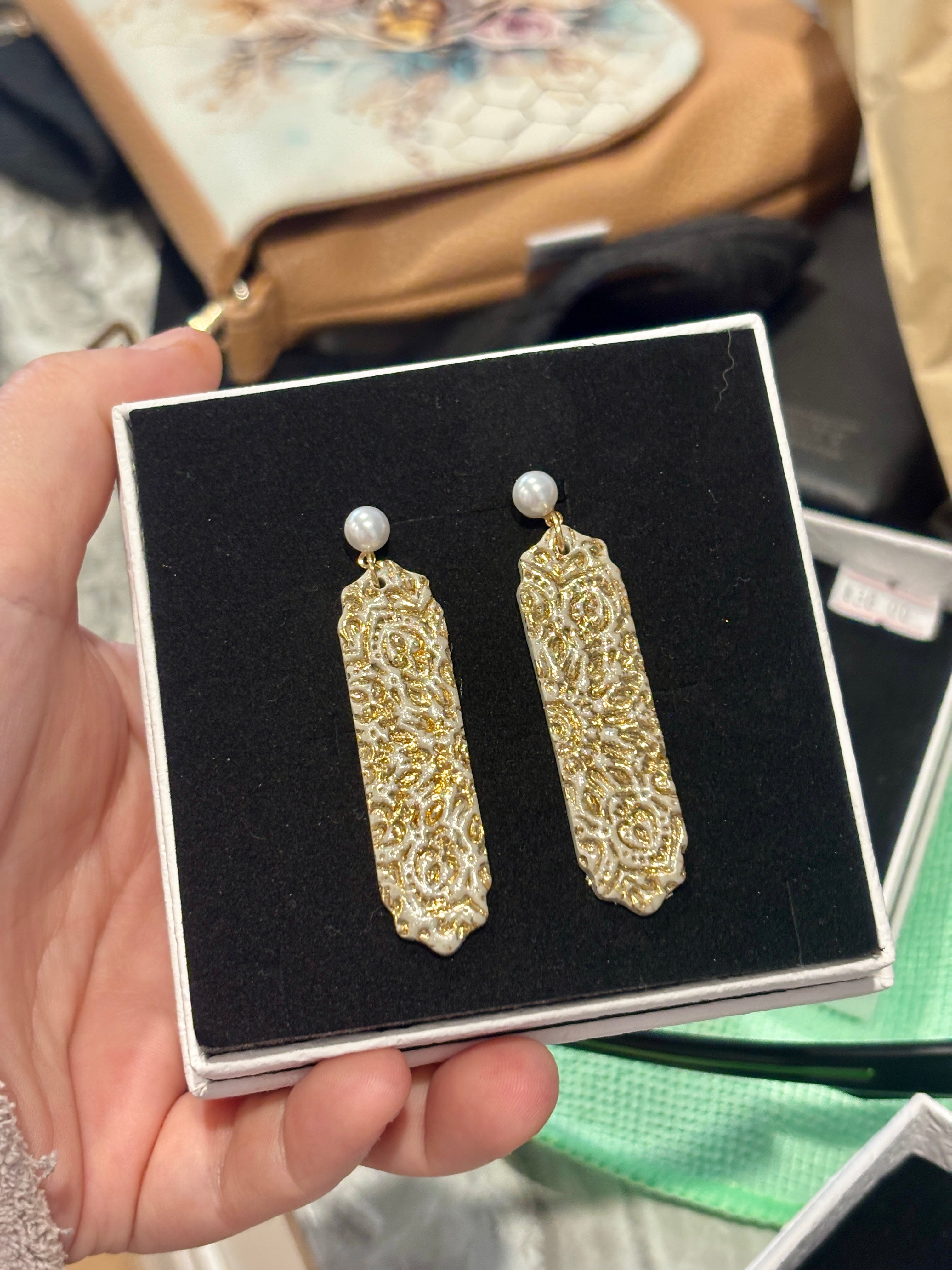 Golden Lace Luxe Pearl Drops