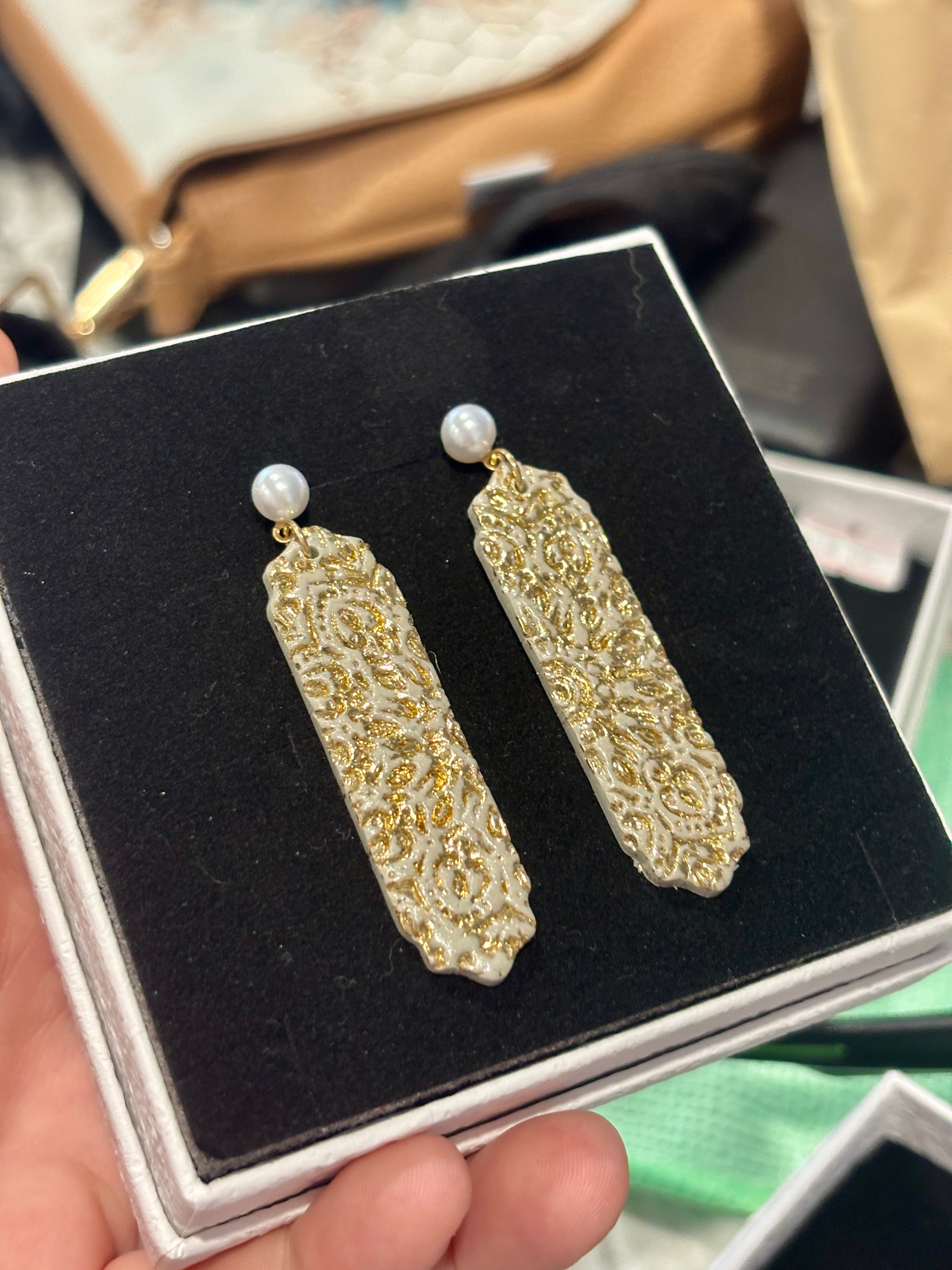 Golden Lace Luxe Pearl Drops