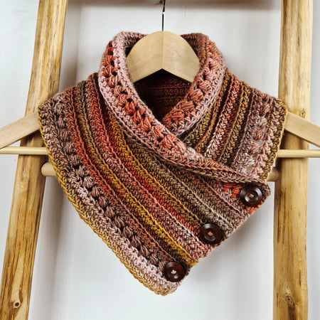 Ladies Neck warmer | Cowl | Scarf | Autumn Tones | Adult | Vintage | Crochet | Buttoned