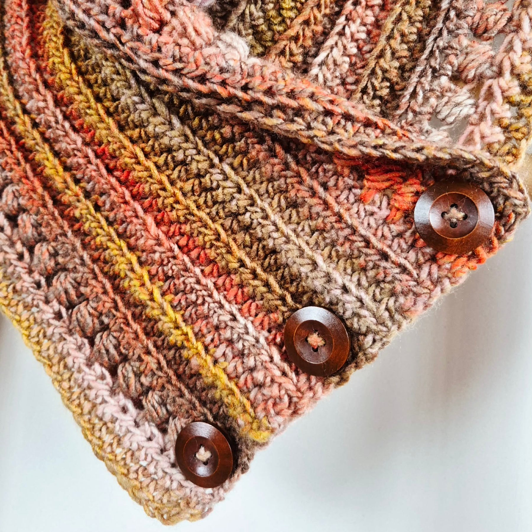Ladies Neck warmer | Cowl | Scarf | Autumn Tones | Adult | Vintage | Crochet | Buttoned