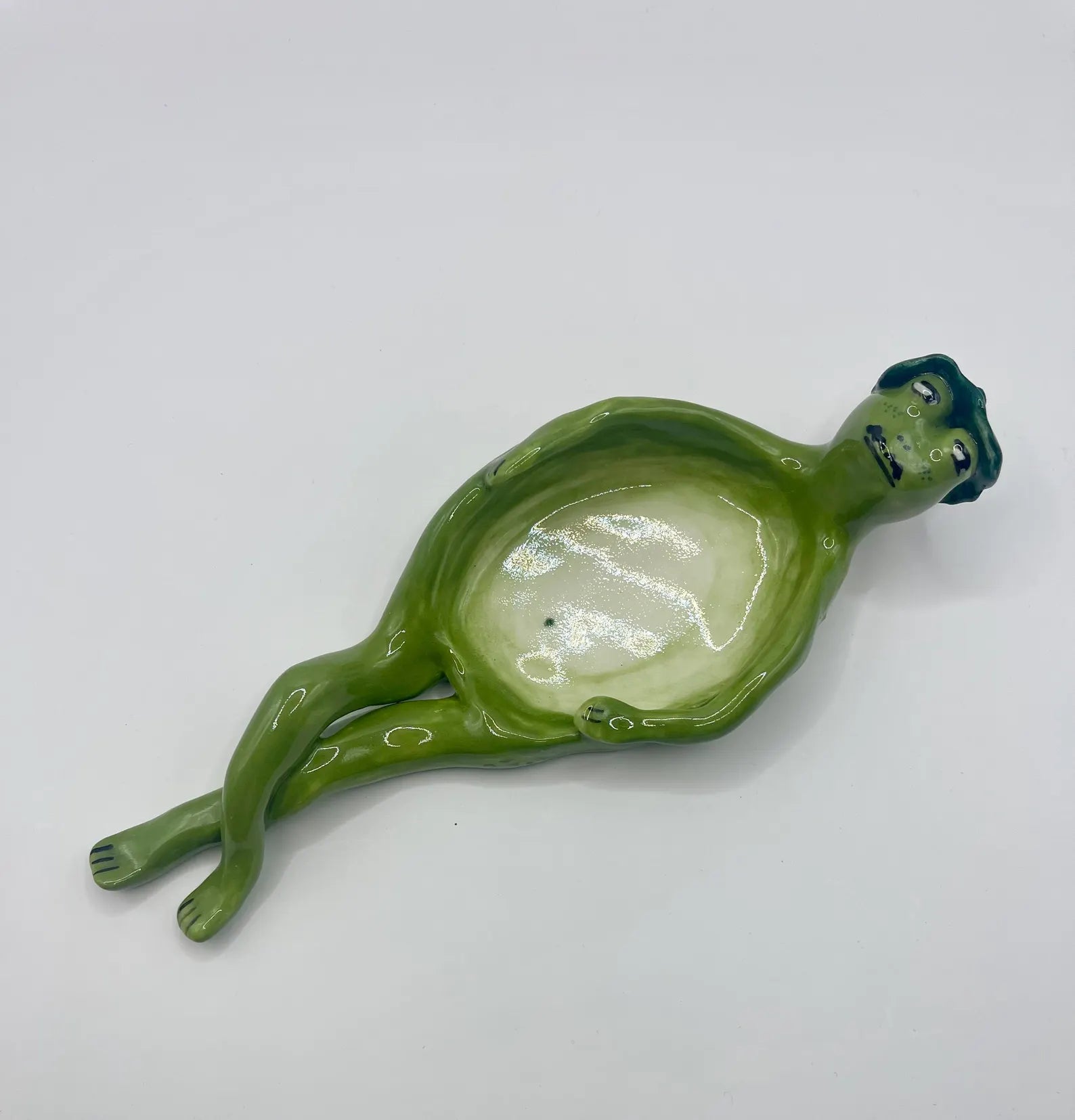 Pordelain Frog ornament, small dish
