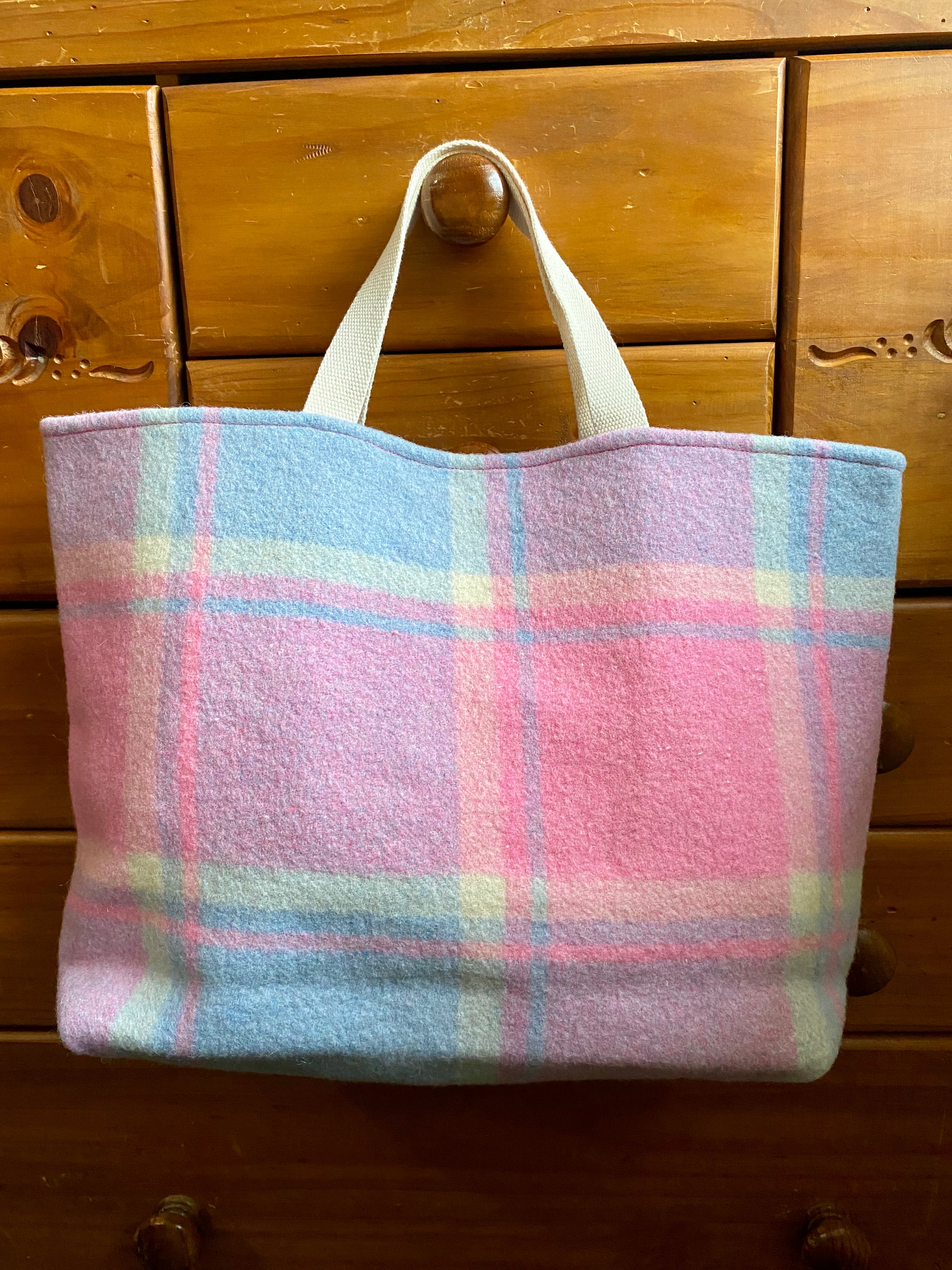 Upcycled Woollen Blanket - Market Tote - Pink/mauve