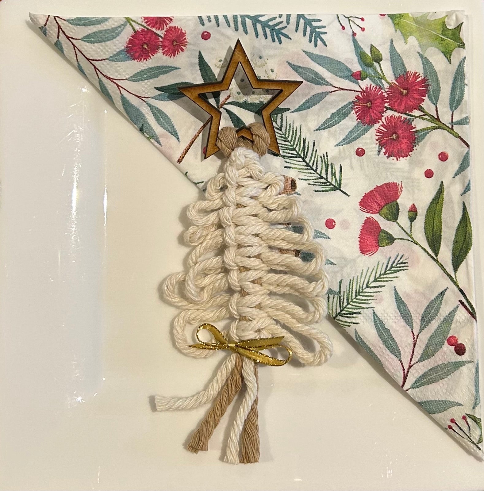 10 Cream Christmas Tree Table Decorations