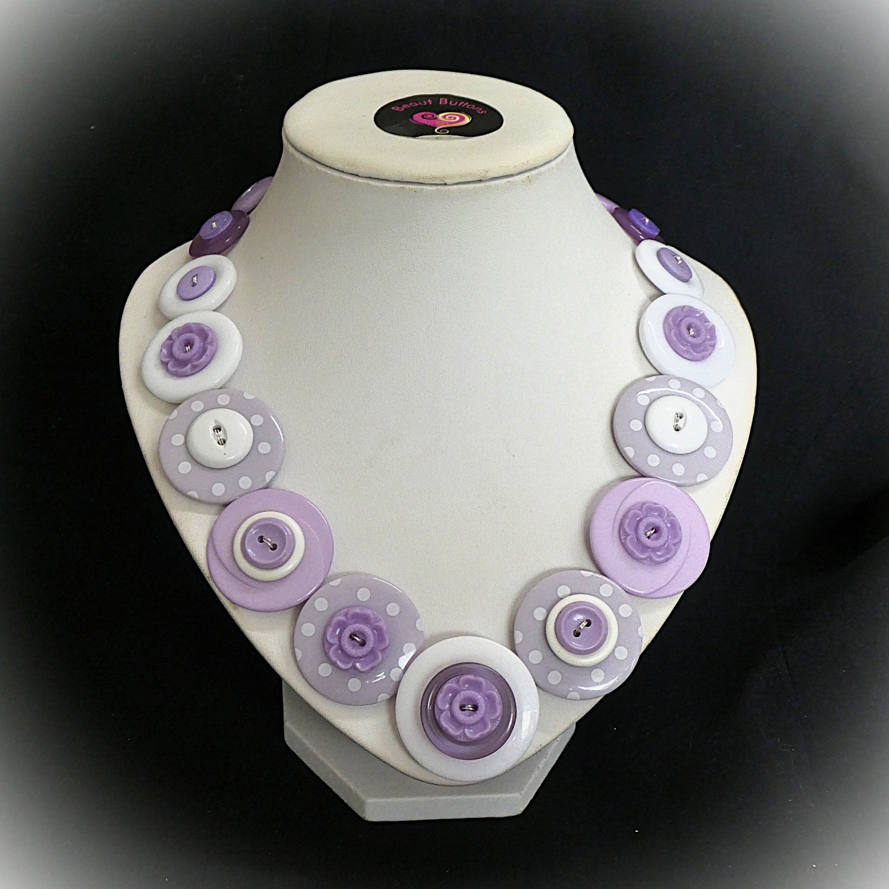 Button necklace - Sweet Lavender