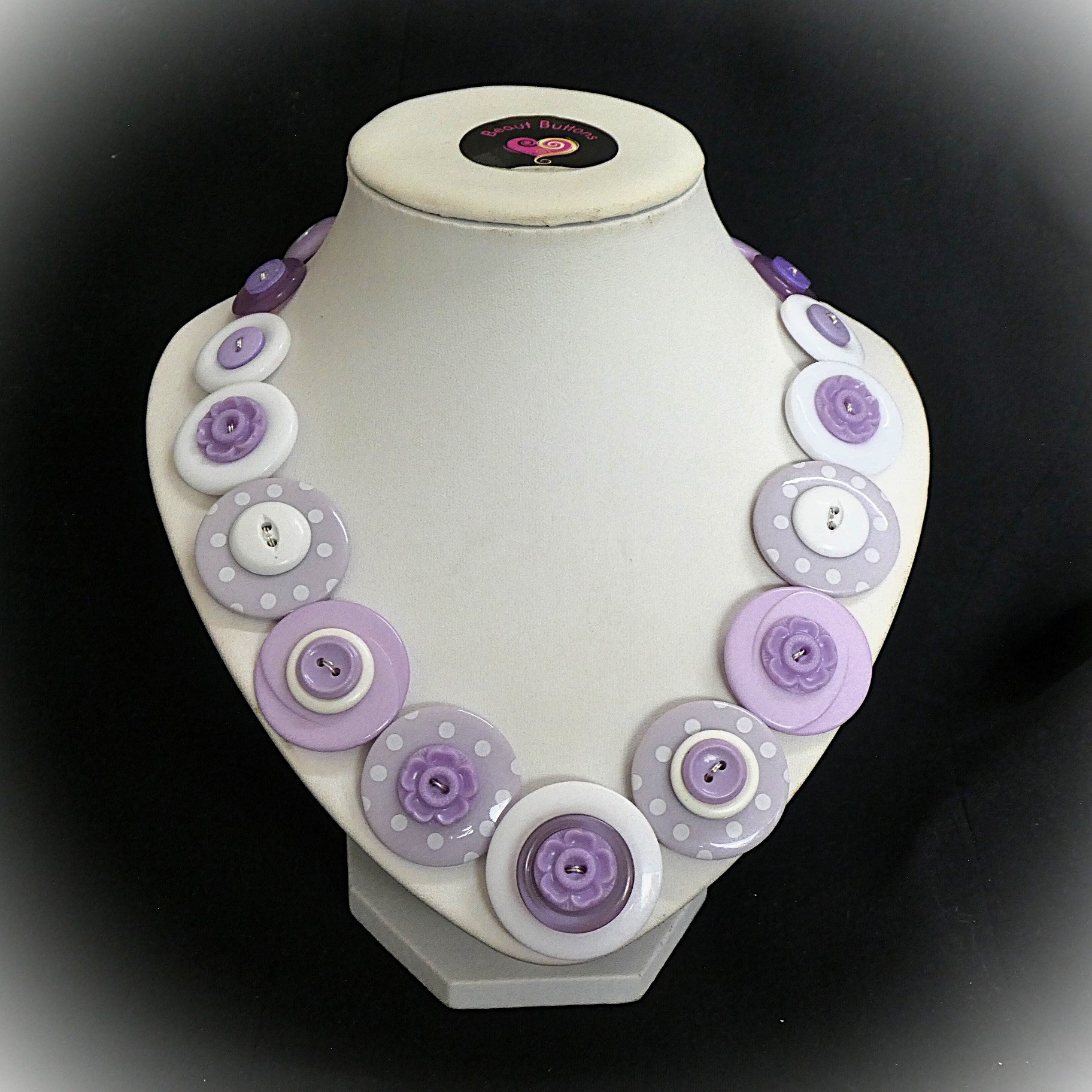 Button necklace - Sweet Lavender