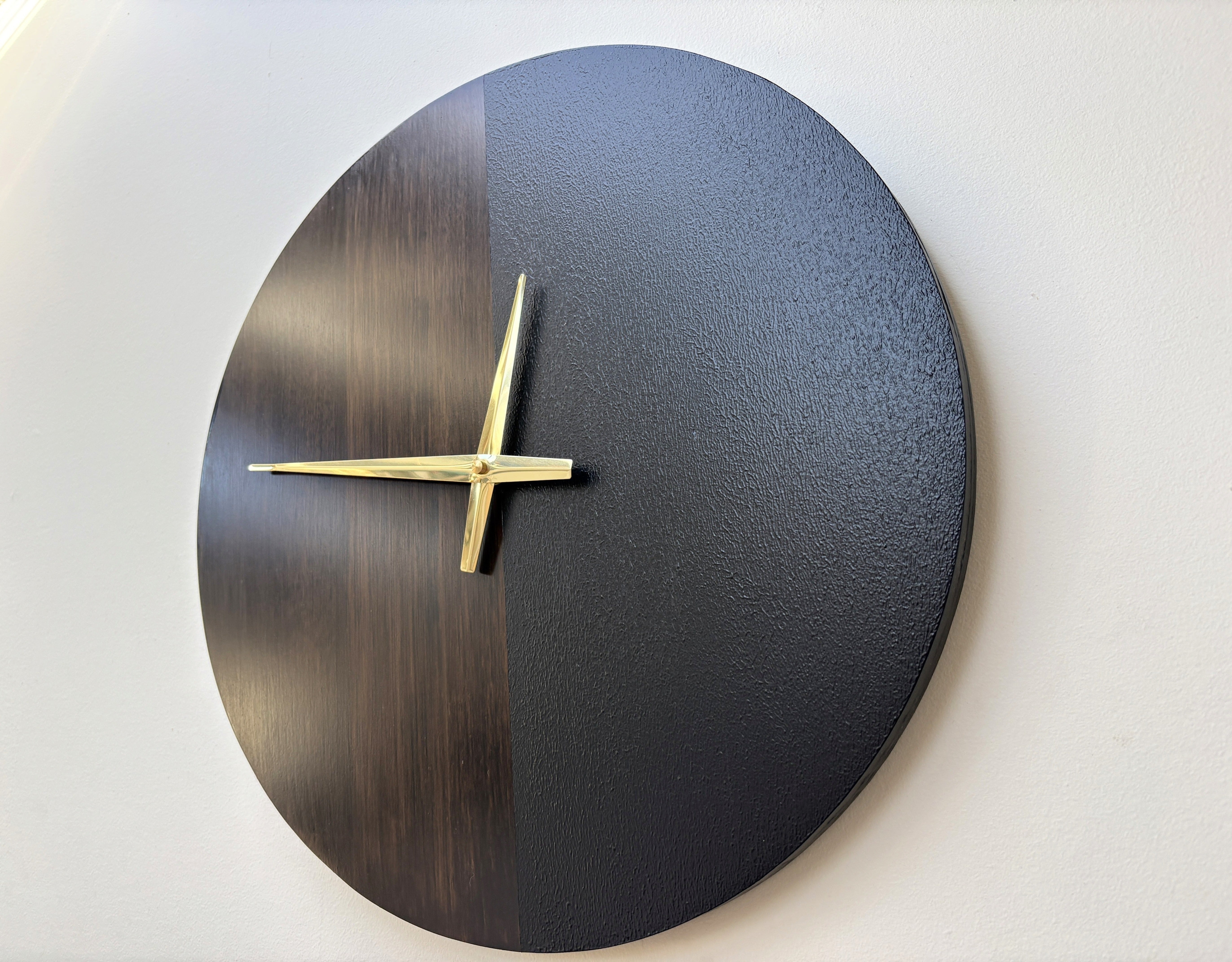 Eclipse – Handmade Tasmanian Oak Wall Clock | Dark Split Design, Gold Hands, Silent Movement | 40cm