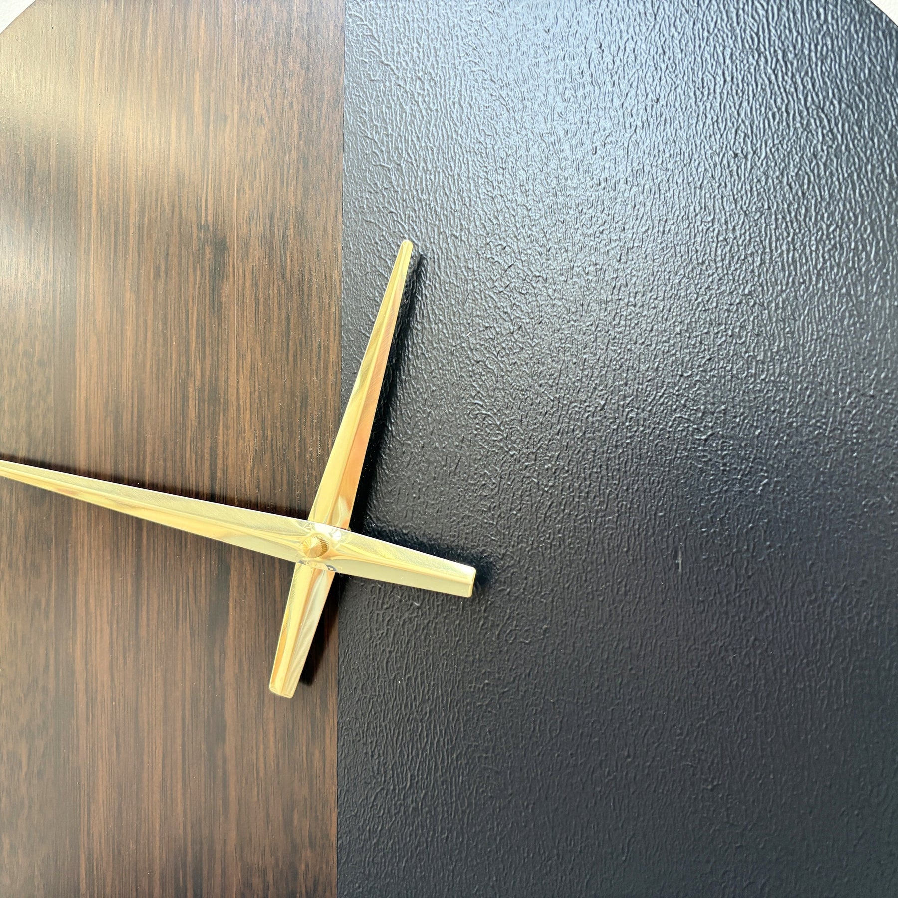 Eclipse – Handmade Tasmanian Oak Wall Clock | Dark Split Design, Gold Hands, Silent Movement | 40cm