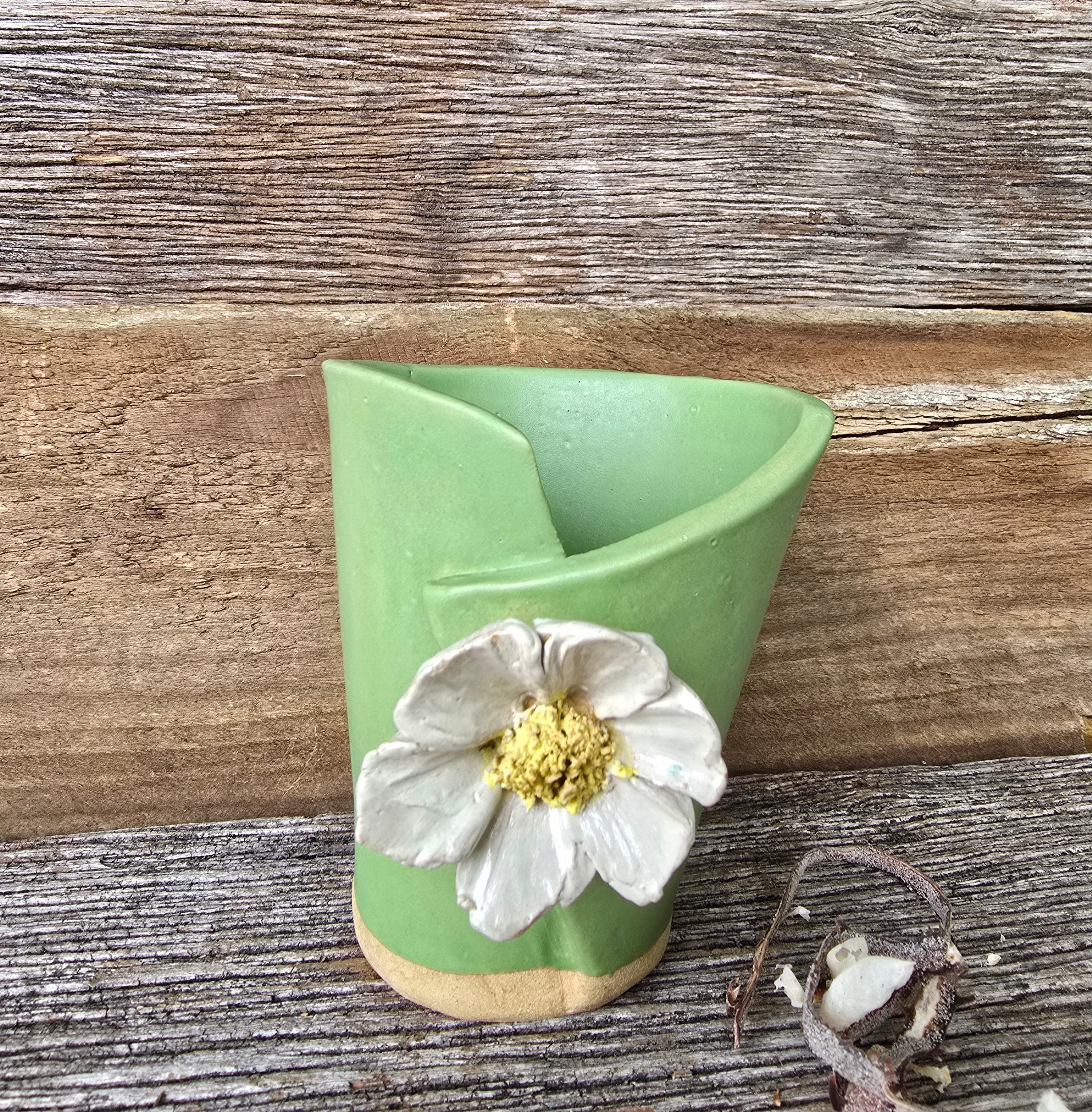 Simple green flower vase