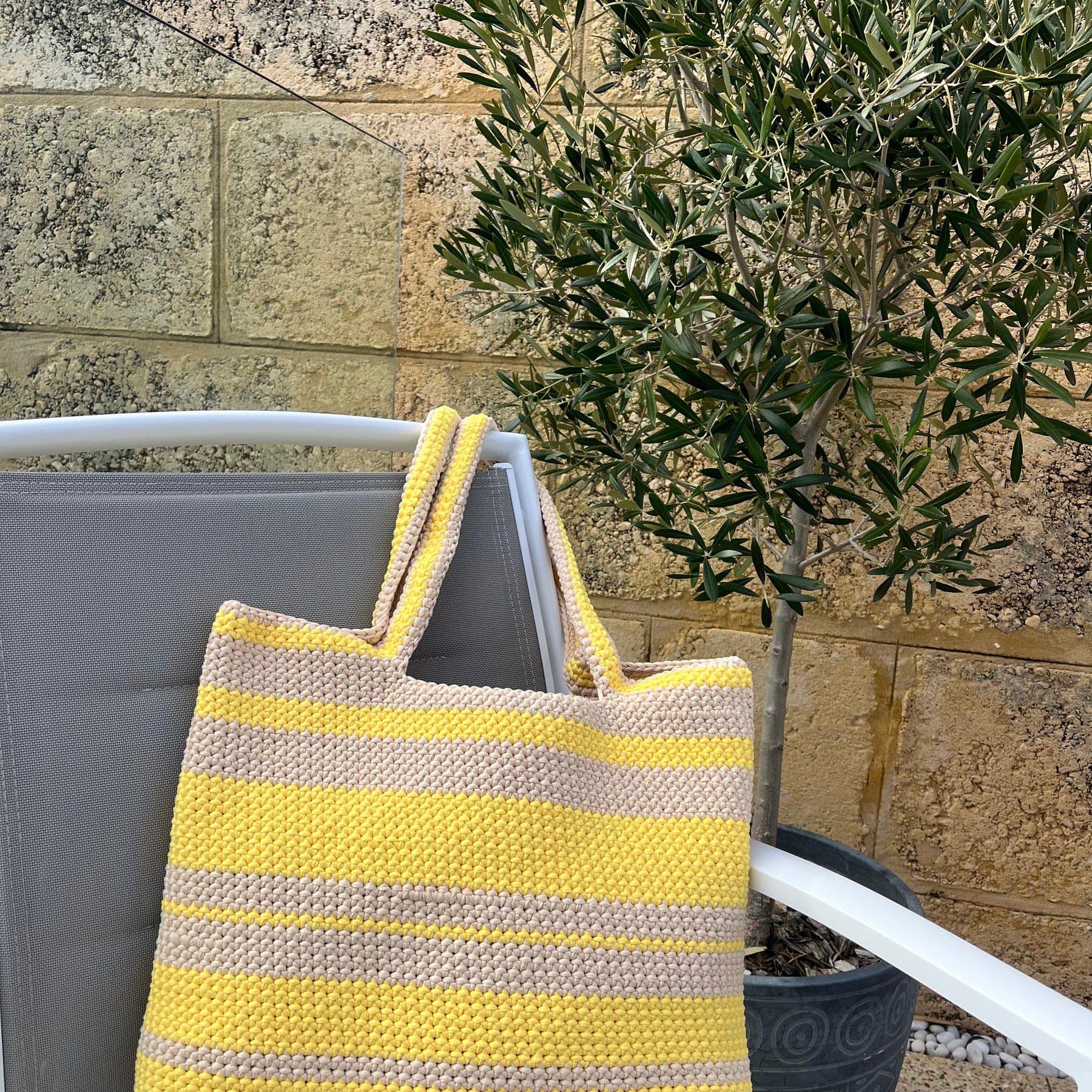 The Everyday Crochet Tote Bag - Lemon Sorbet