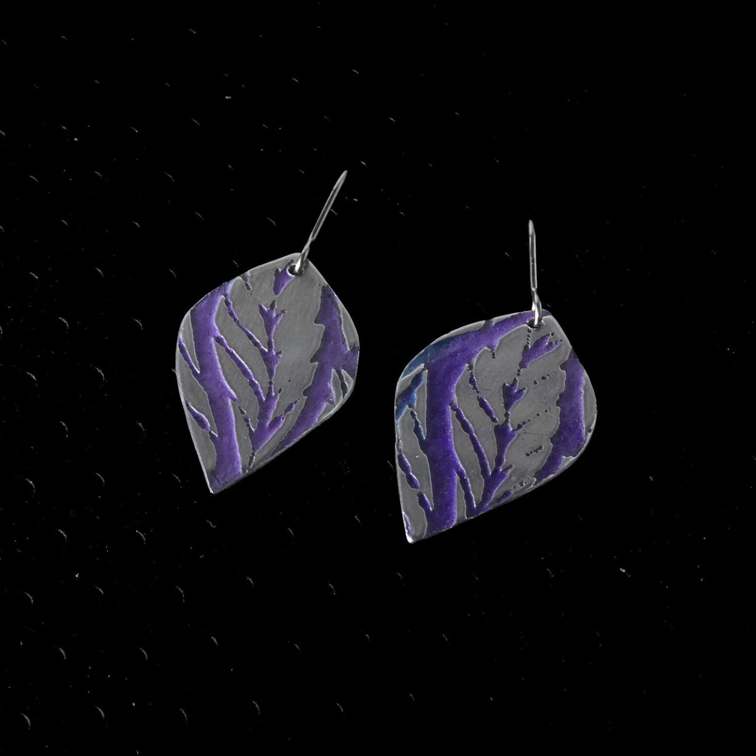 Etched and coloured aluminium earrings - Etched in Nature Collection - A240