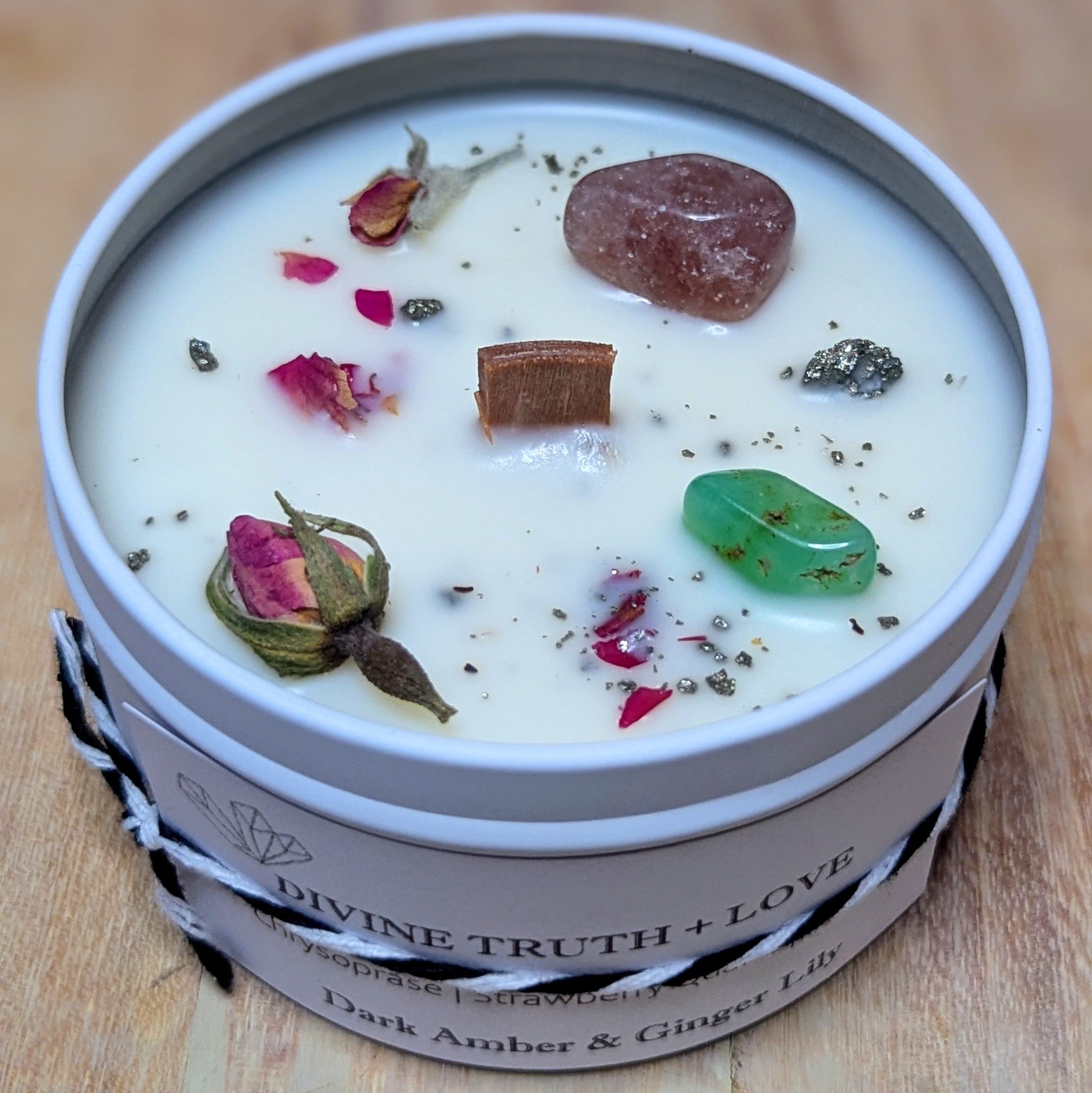 DARK AMBER & GINGER LILY SOY CANDLE 160g