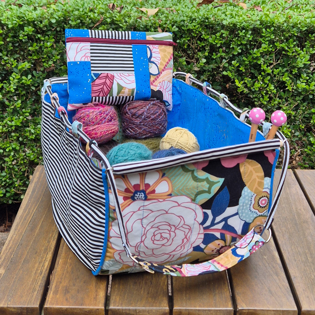 Large Knitting Project Bag – Convertible Tote