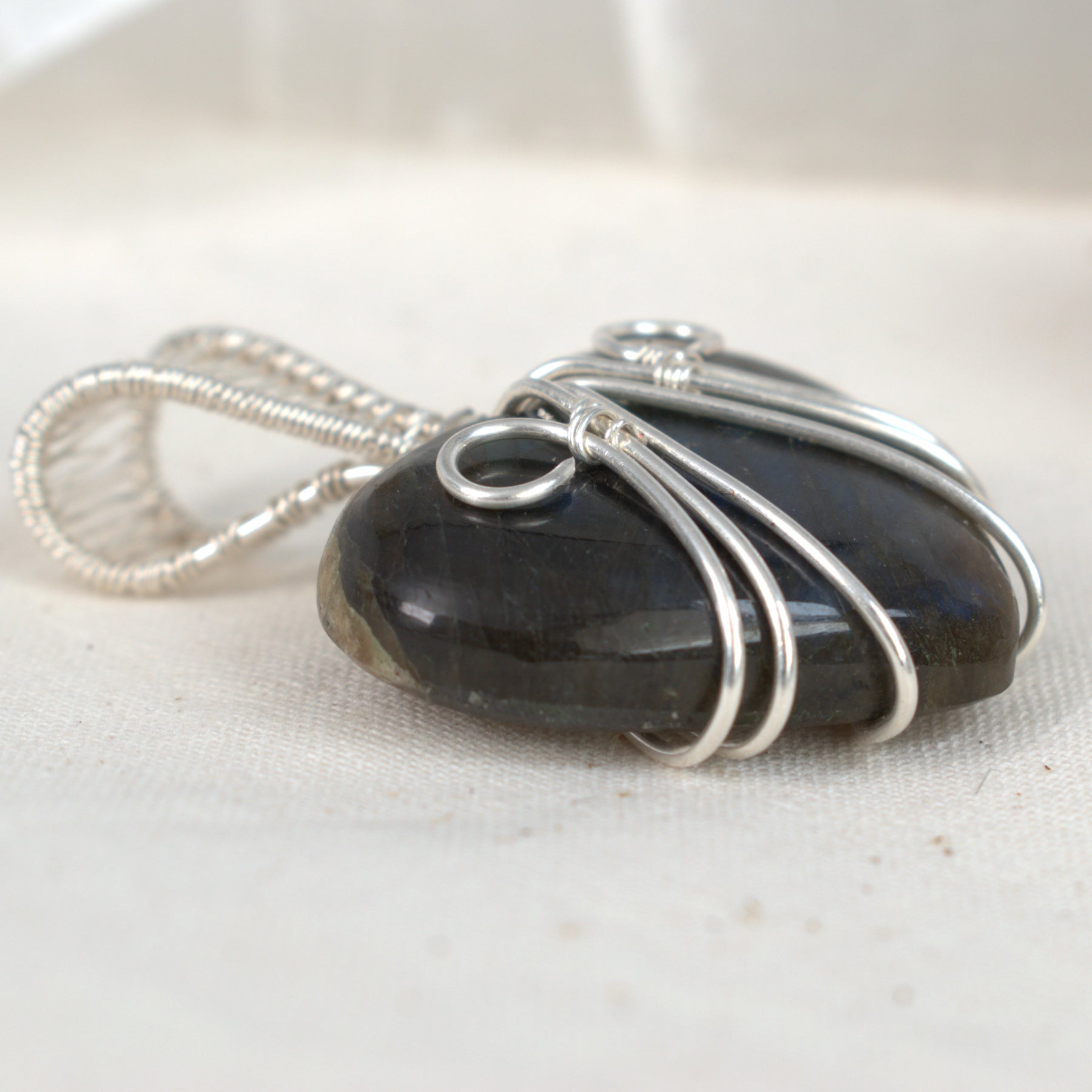 Heart of Midnight - Labradorite Pendant in Silver