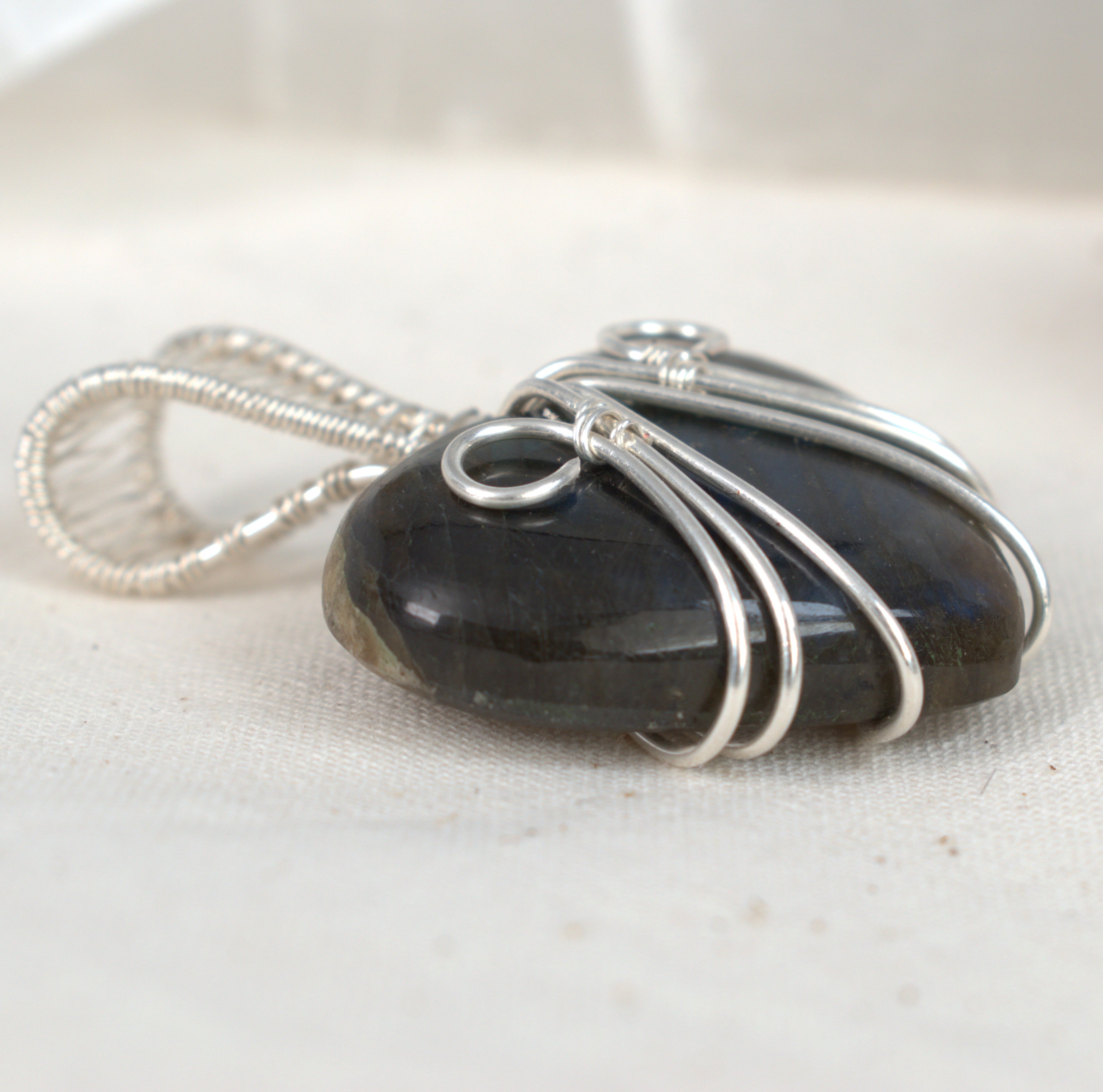 Heart of Midnight - Labradorite Pendant in Silver