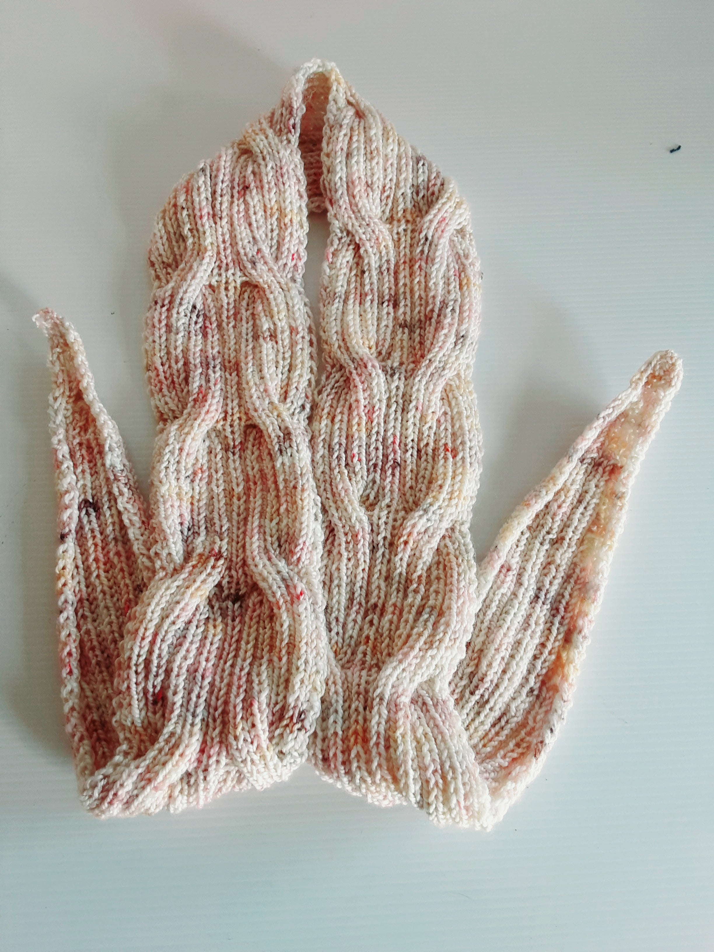 Pure wool handknitted scarfette