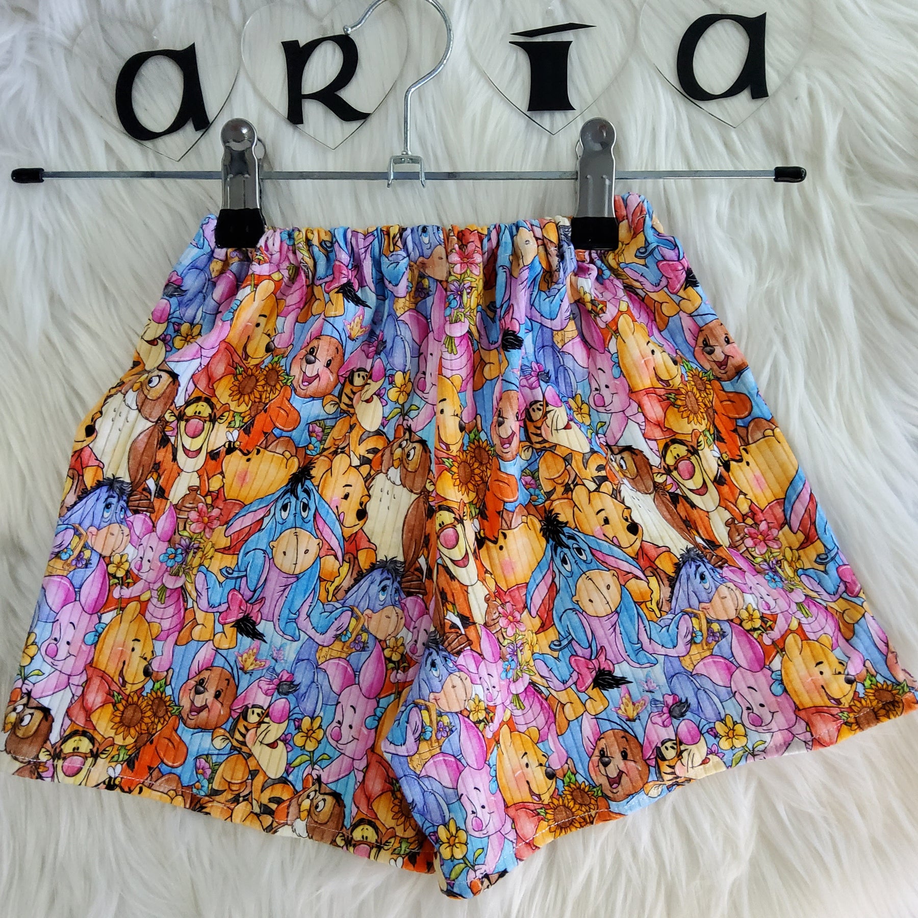 'Bear & Friends' Simple Shorts Size 3