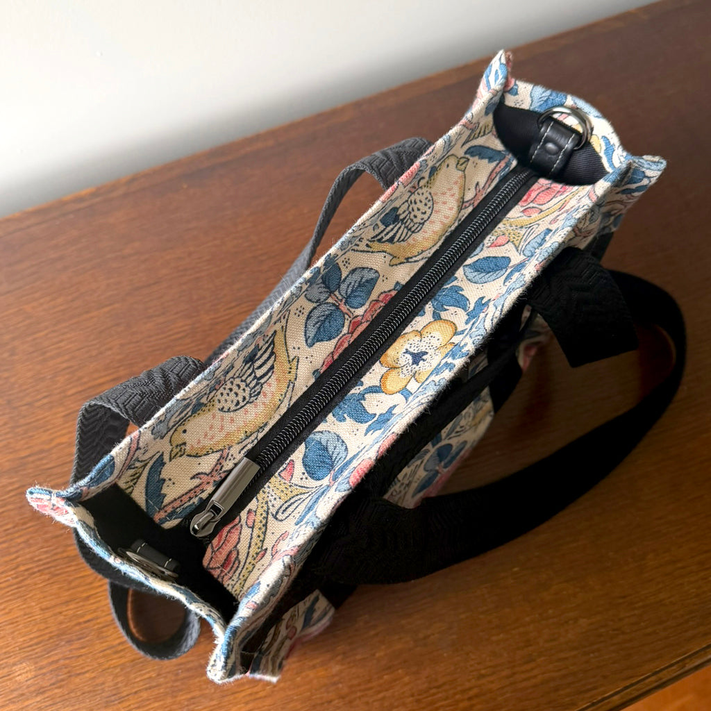 Handmade tote bag | Luggage strap | Floral