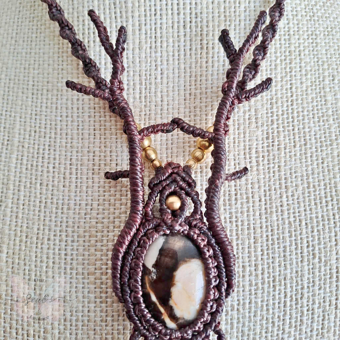 Peanut Wood Micromacrame Necklace