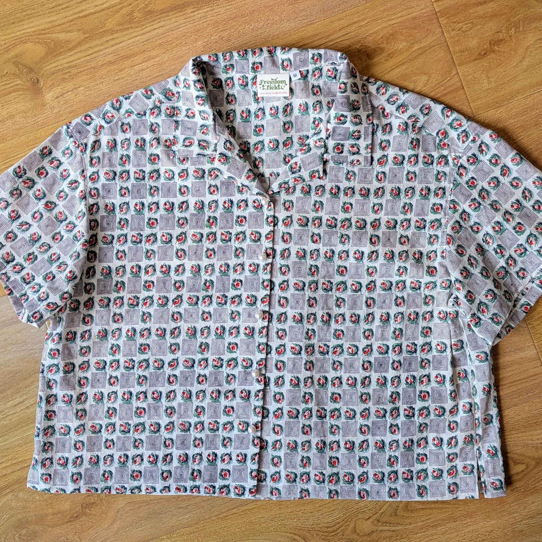 Upcycled vintage Cotton Classic Cut Crop Button-up Shirt (White / Size M)