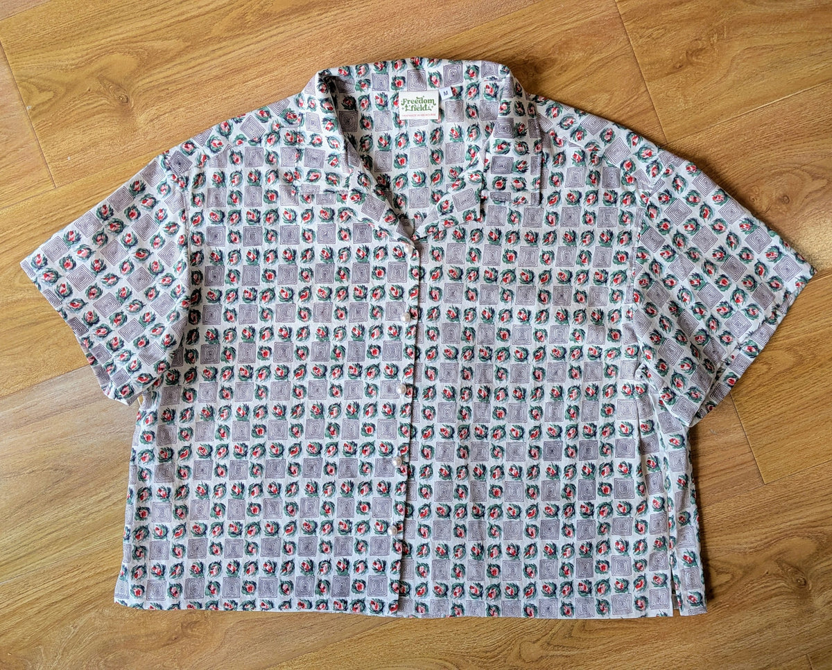 Upcycled vintage Cotton Classic Cut Crop Button-up Shirt (White / Size M)